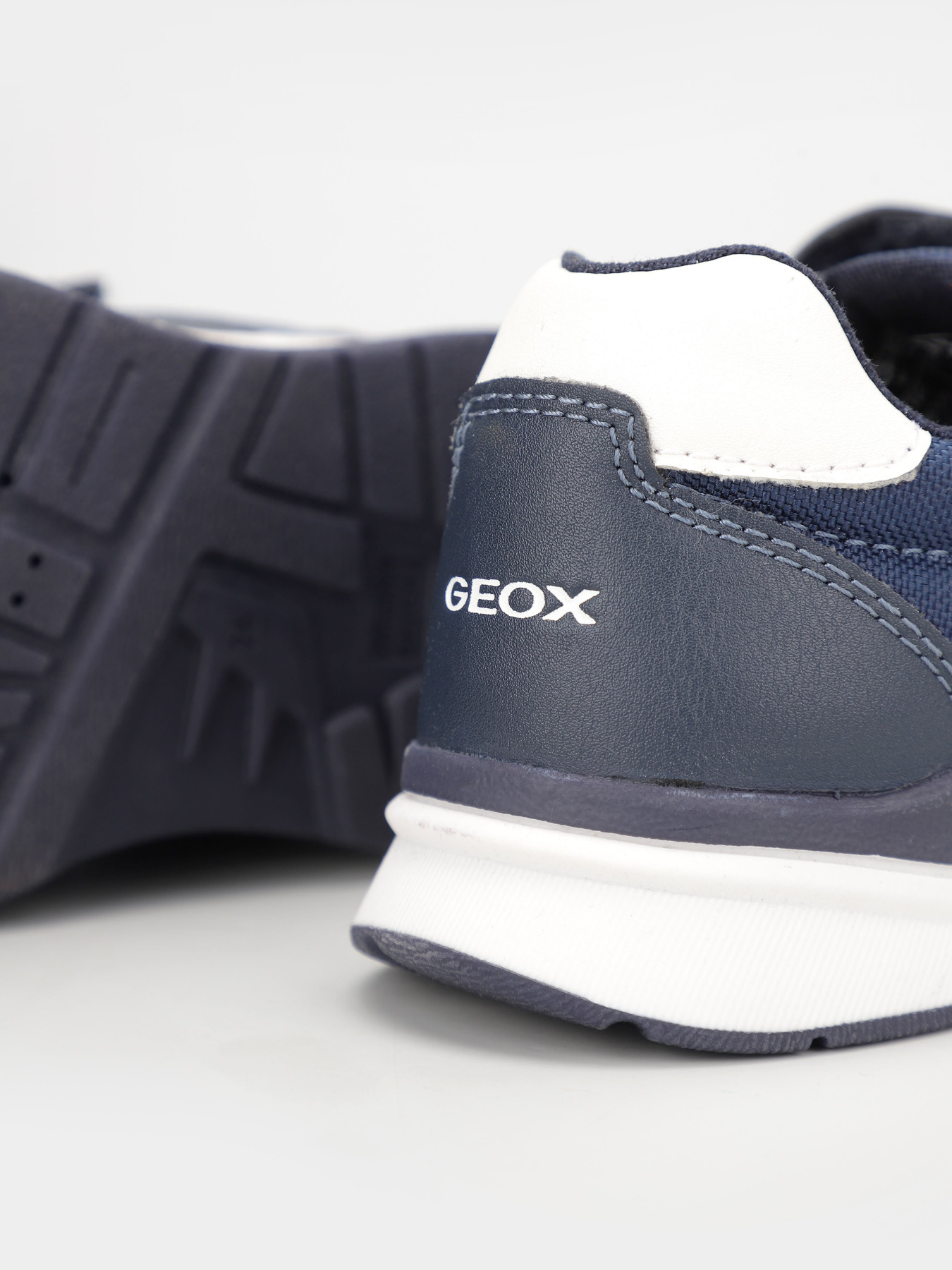 Кроссовки повседневные Geox Todo модель B354YA-054FU-C4211 Фото