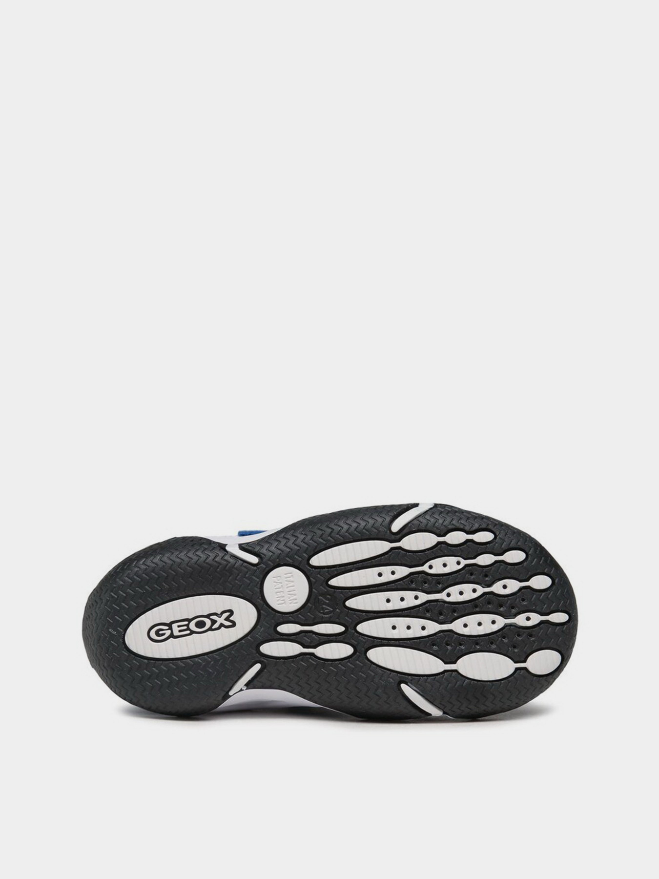 Кросівки Geox Wader модель J3530A-01450-C4380 Фото