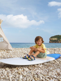 Сандалії Geox Fusbetto модель J35HMA-000BC-C0749 Фото