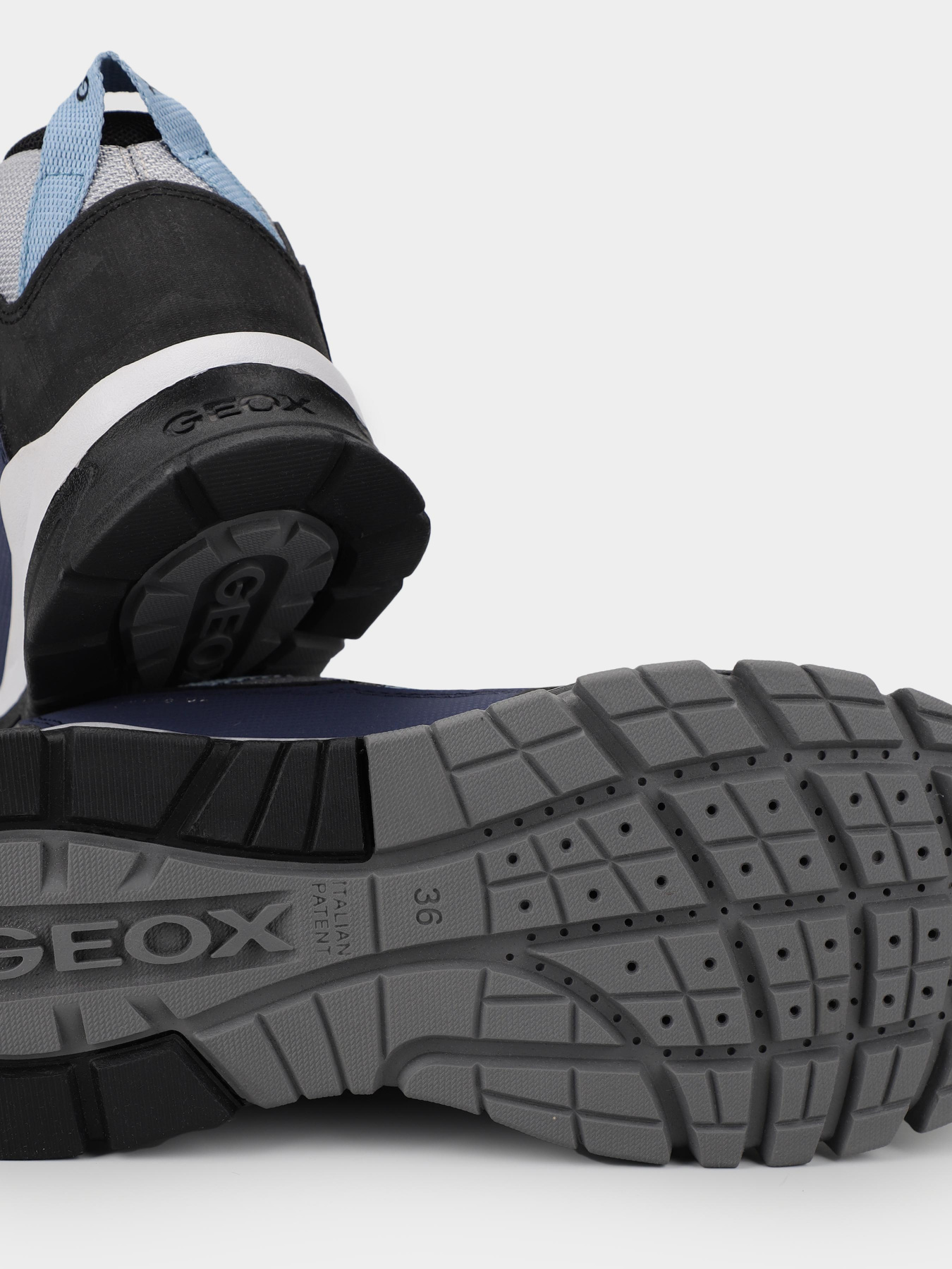 Кроссовки Geox Montrack модель J26HBB-0FUCE-C0661 Фото