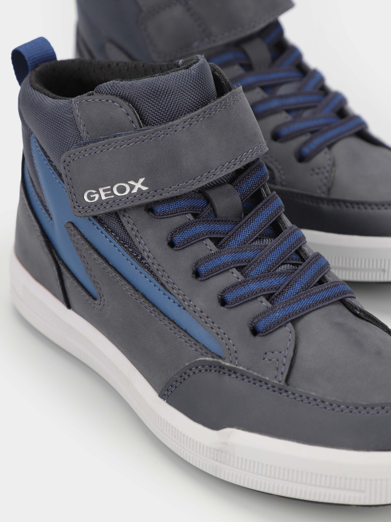 Ботинки Geox Arzach модель J364AF-0MEFU-C0700 Фото