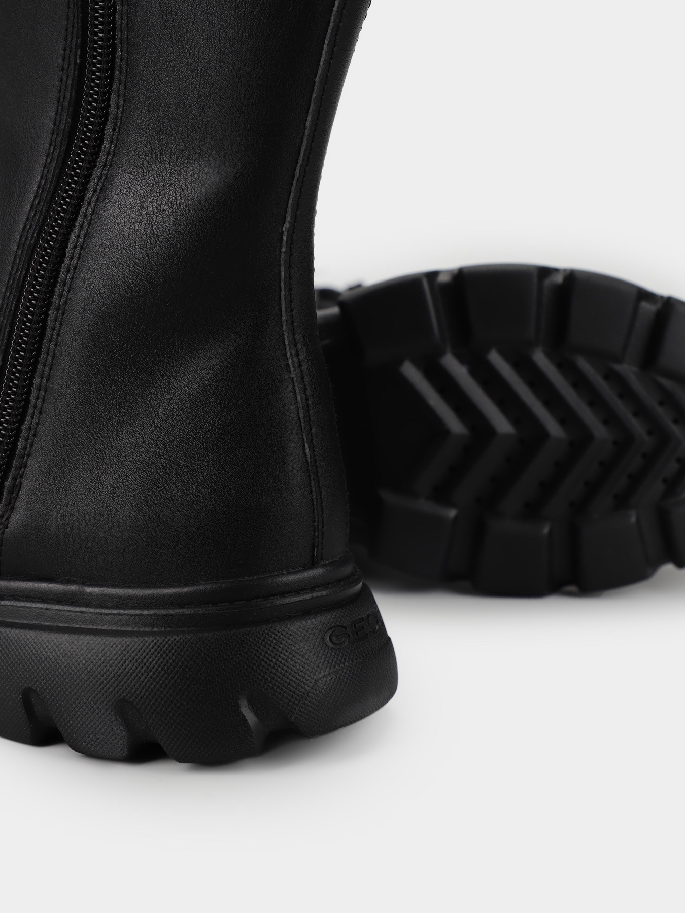 Сапоги Geox Junette модель J36HVC-000BC-C9999 Сапоги Geox Junette модель J36HVC-000BC-C9999 Фото