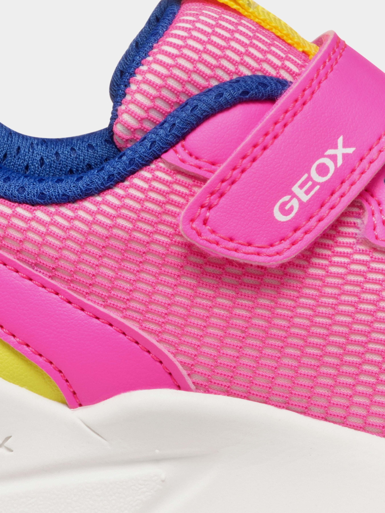 Кроссовки Geox Loftus модель J55M2A-011BC-C8LK4 Фото