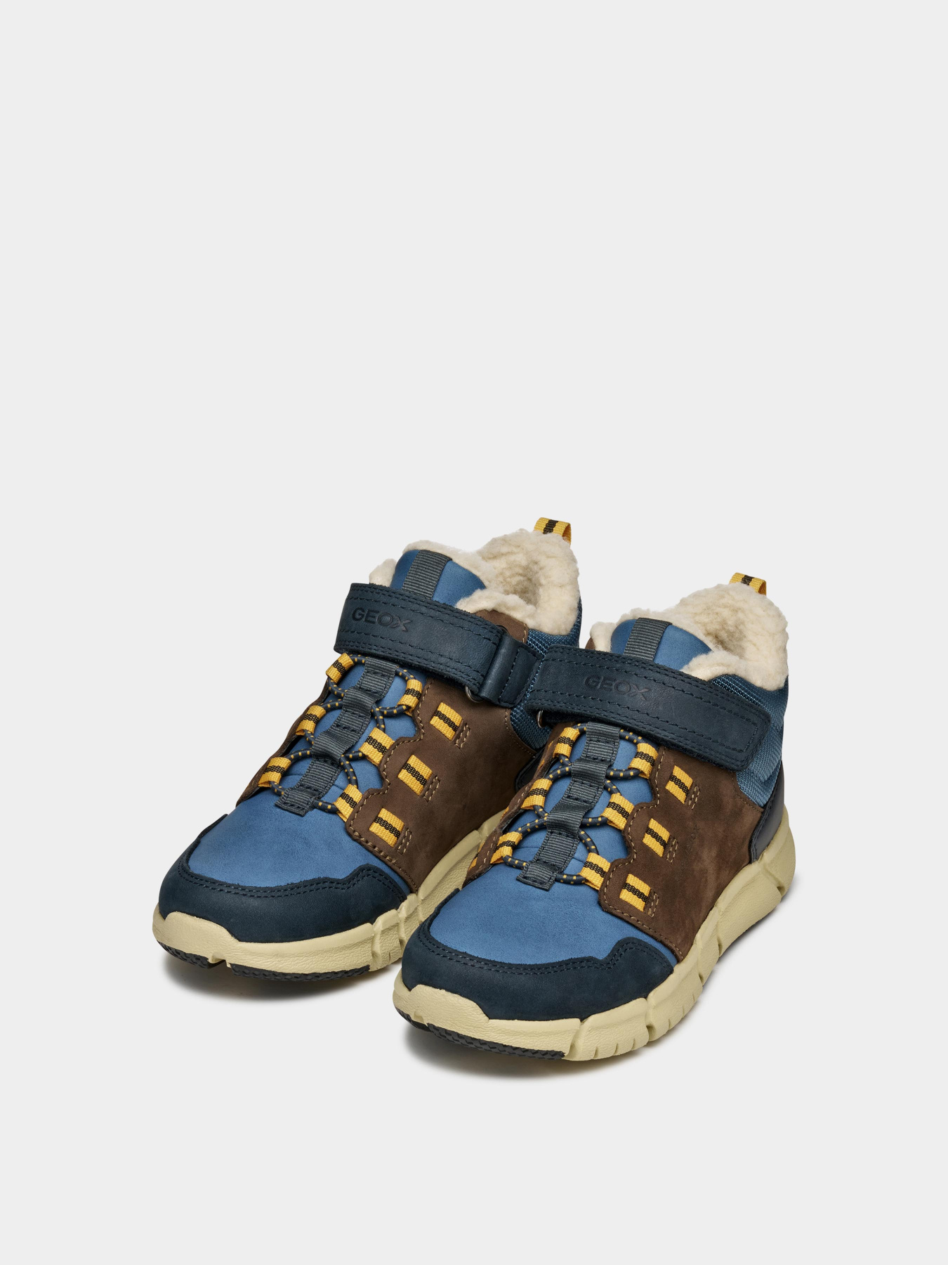 Ботинки Geox Flexyper модель J949XA-032ME-C6386 Ботинки Geox Flexyper модель J949XA-032ME-C6386 Фото