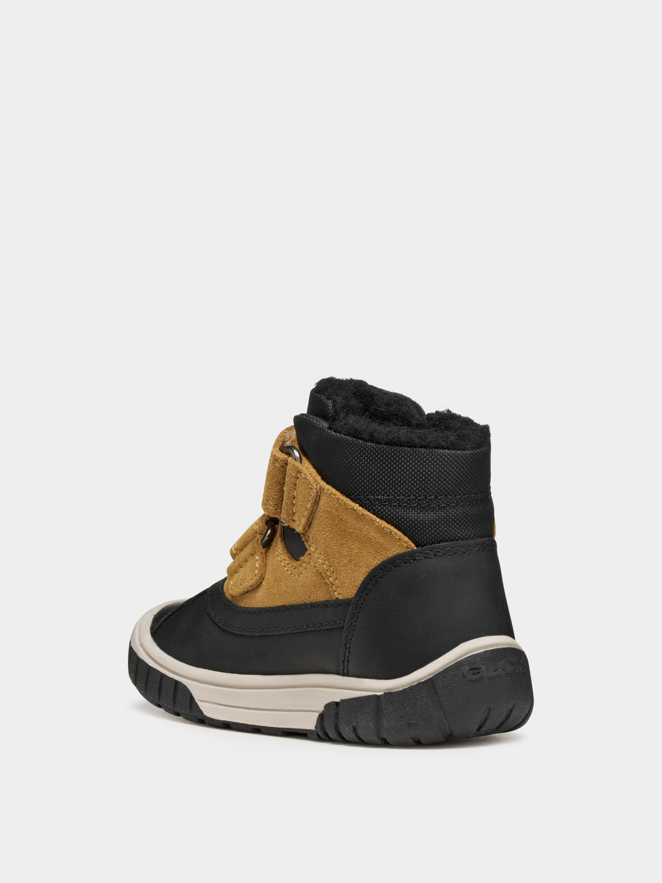 Ботинки Geox Omar модель B462DC-04322-C9241 Фото