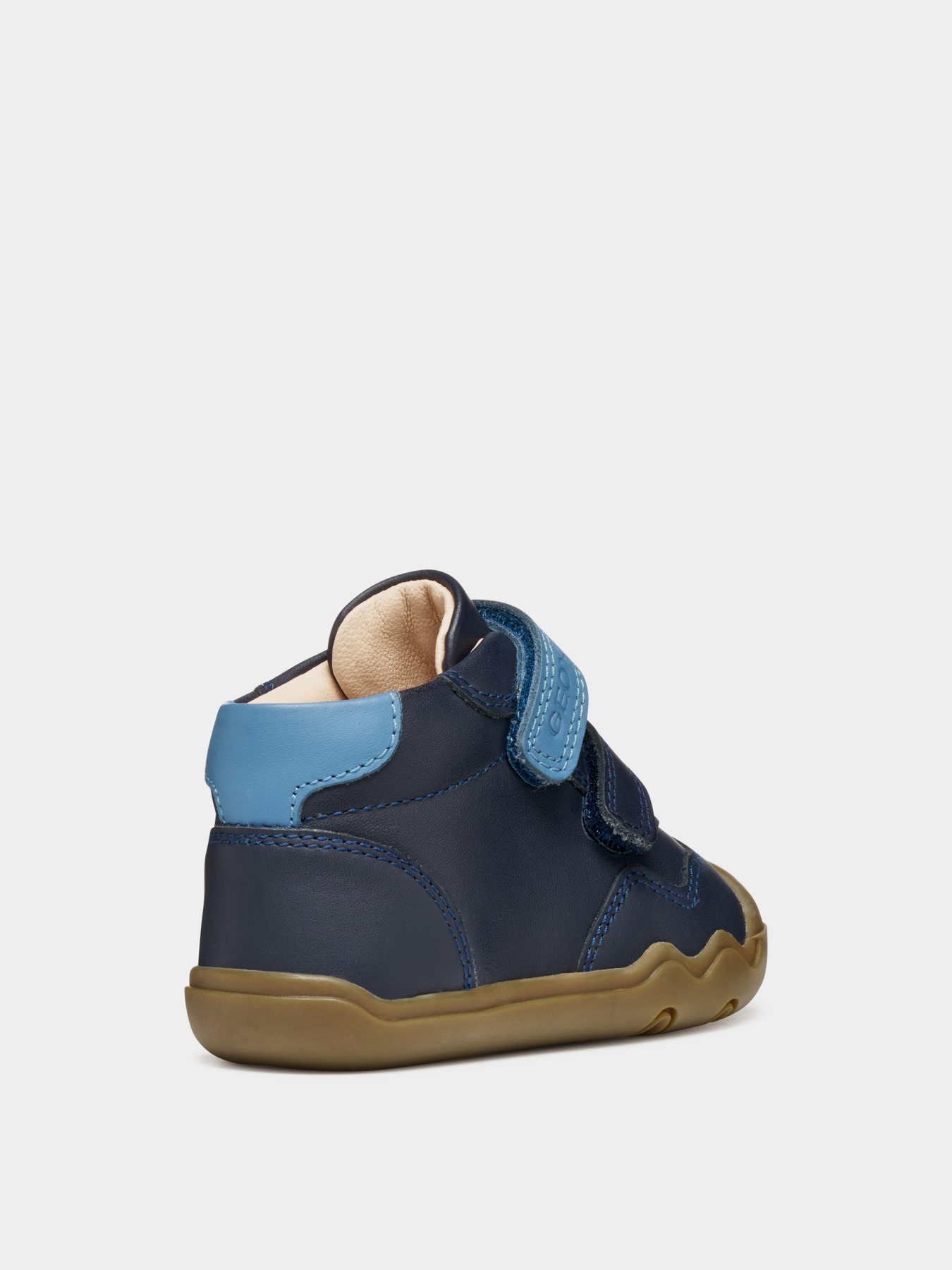 Полуботинки Geox Steppieup модель B565WC-00085-C0700 Фото