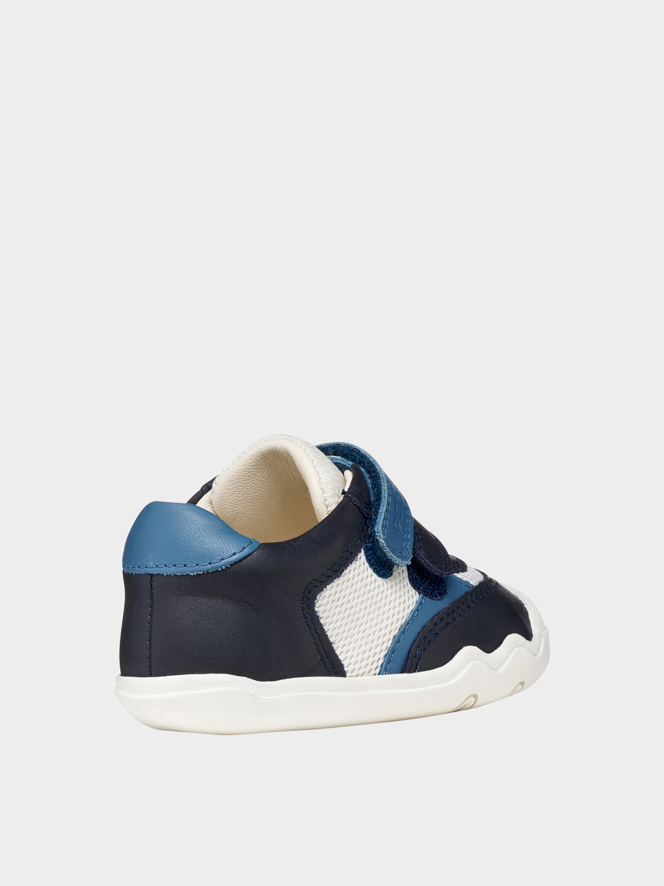 Кроссовки повседневные Geox STEPPIEUP BOY модель B655WA-08514-C0700 Фото