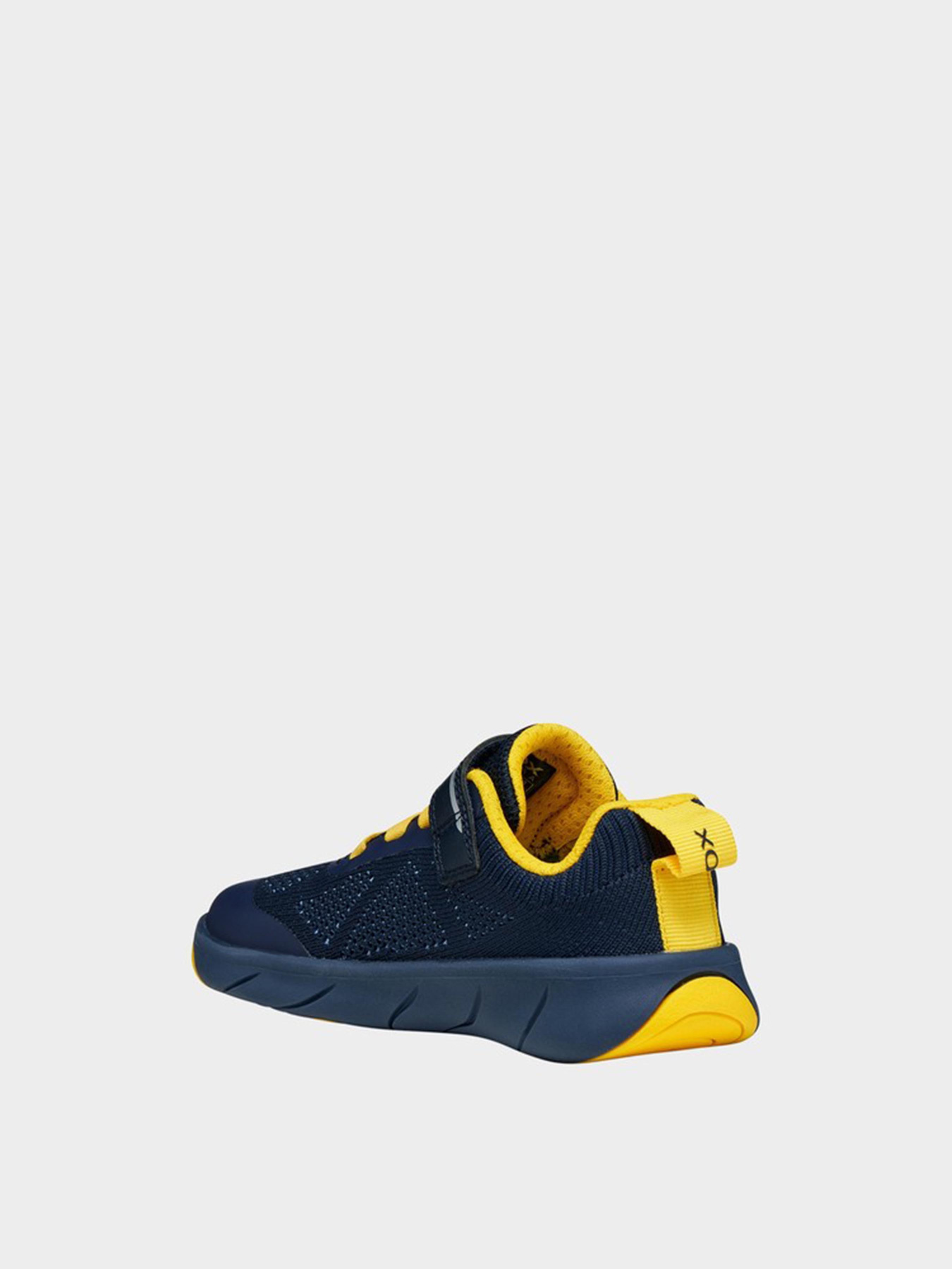 Geox J65PDB-06K9J-C0657 модель J65PDB-06K9J-C0657 Фото