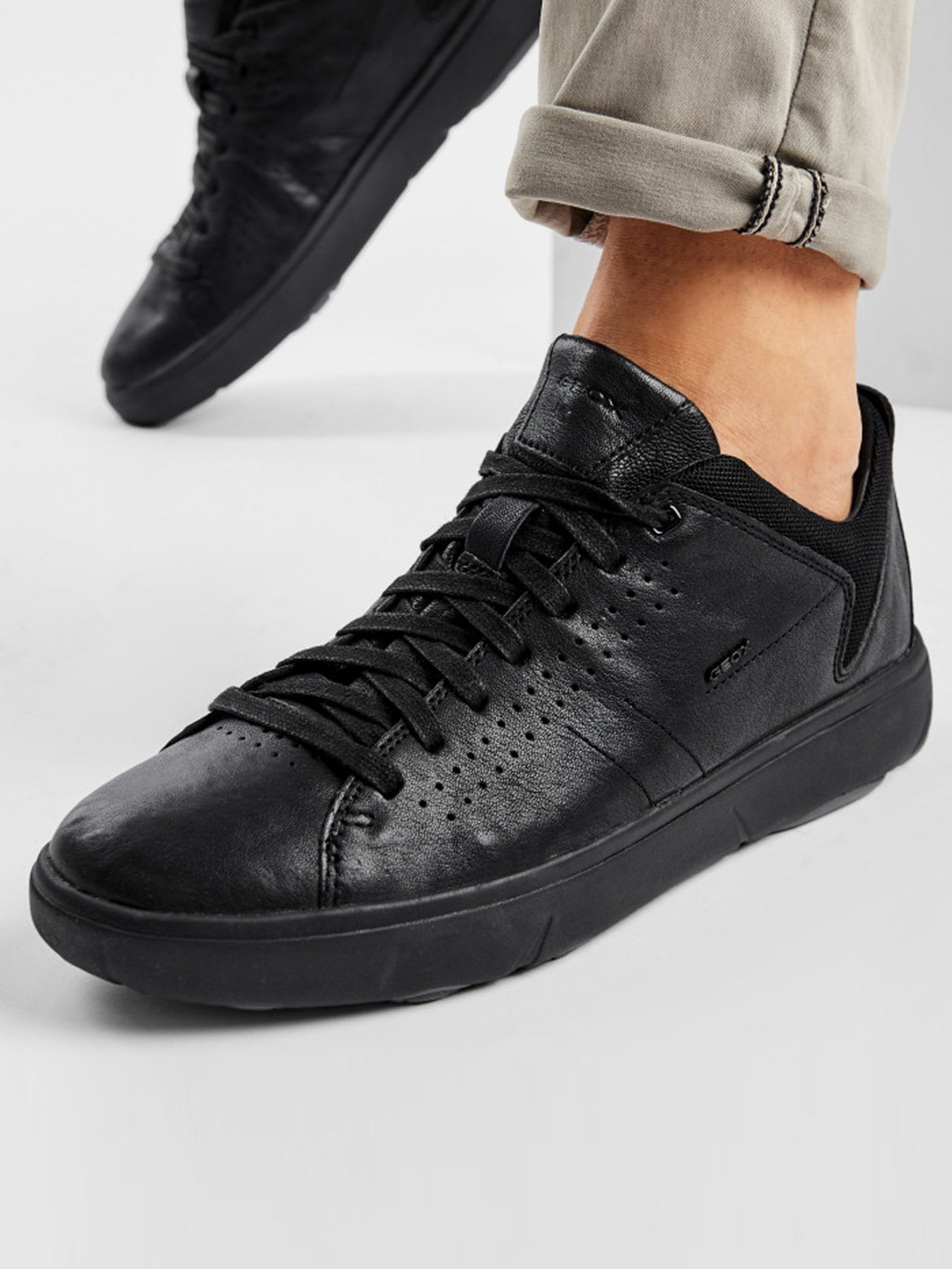 Кроссовки Geox Nebula Y модель U948FA-00081-C9999 Фото