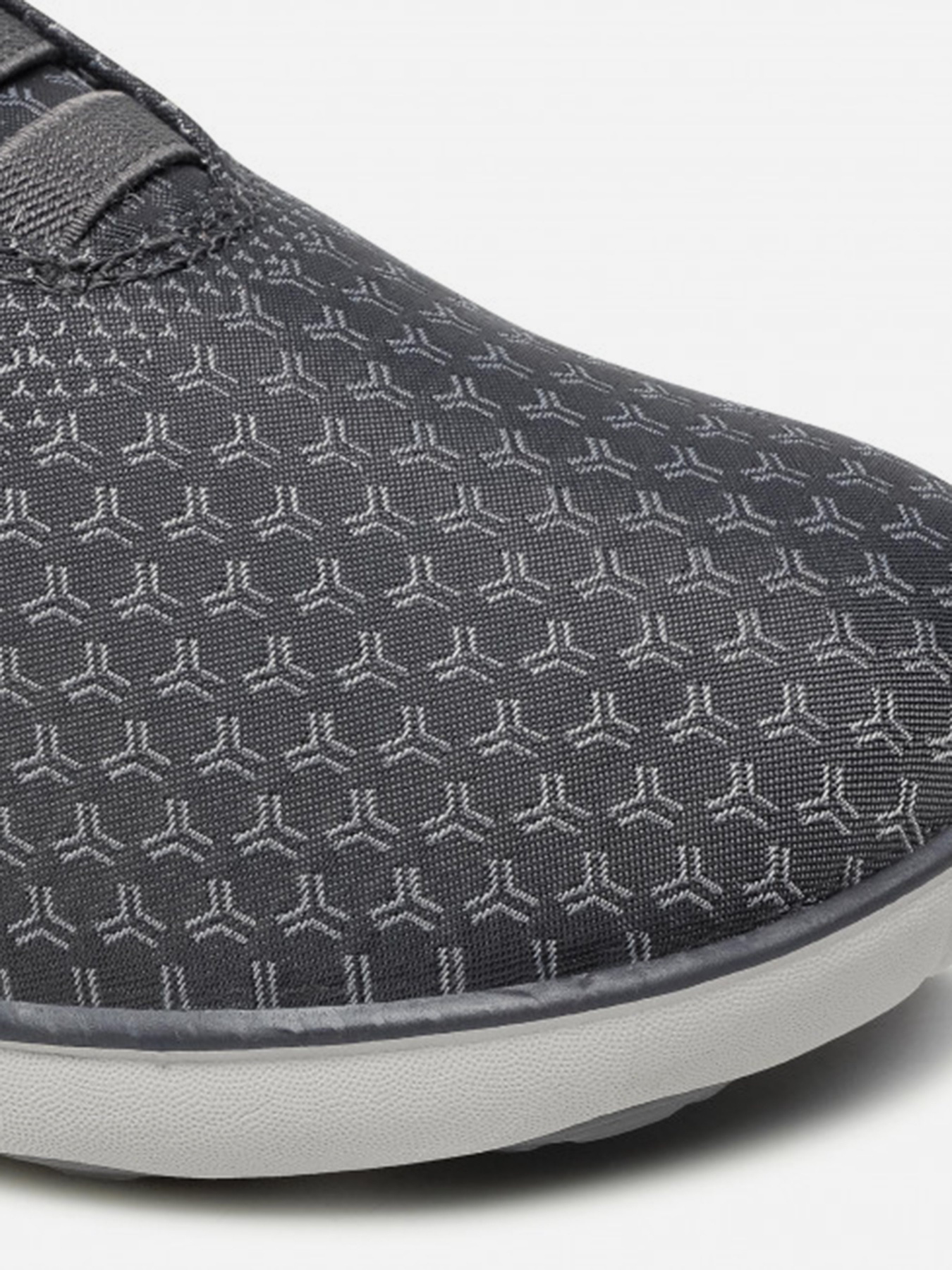 Кросівки повсякденні Geox Nebula модель U04D7E-000KH-C9A1L Фото