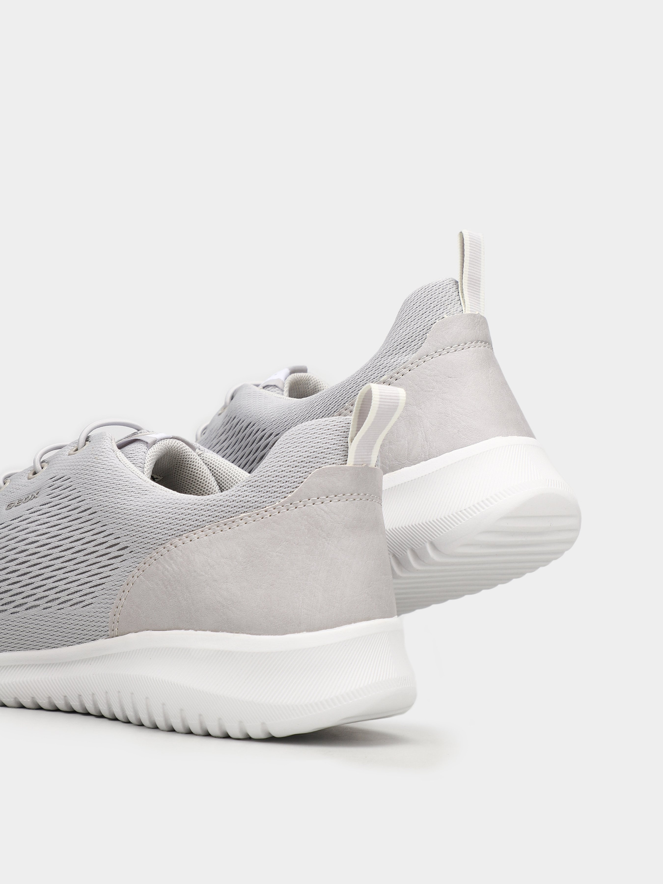 Кроссовки Geox Monreale модель U15BVB-0006K-C1010 Фото