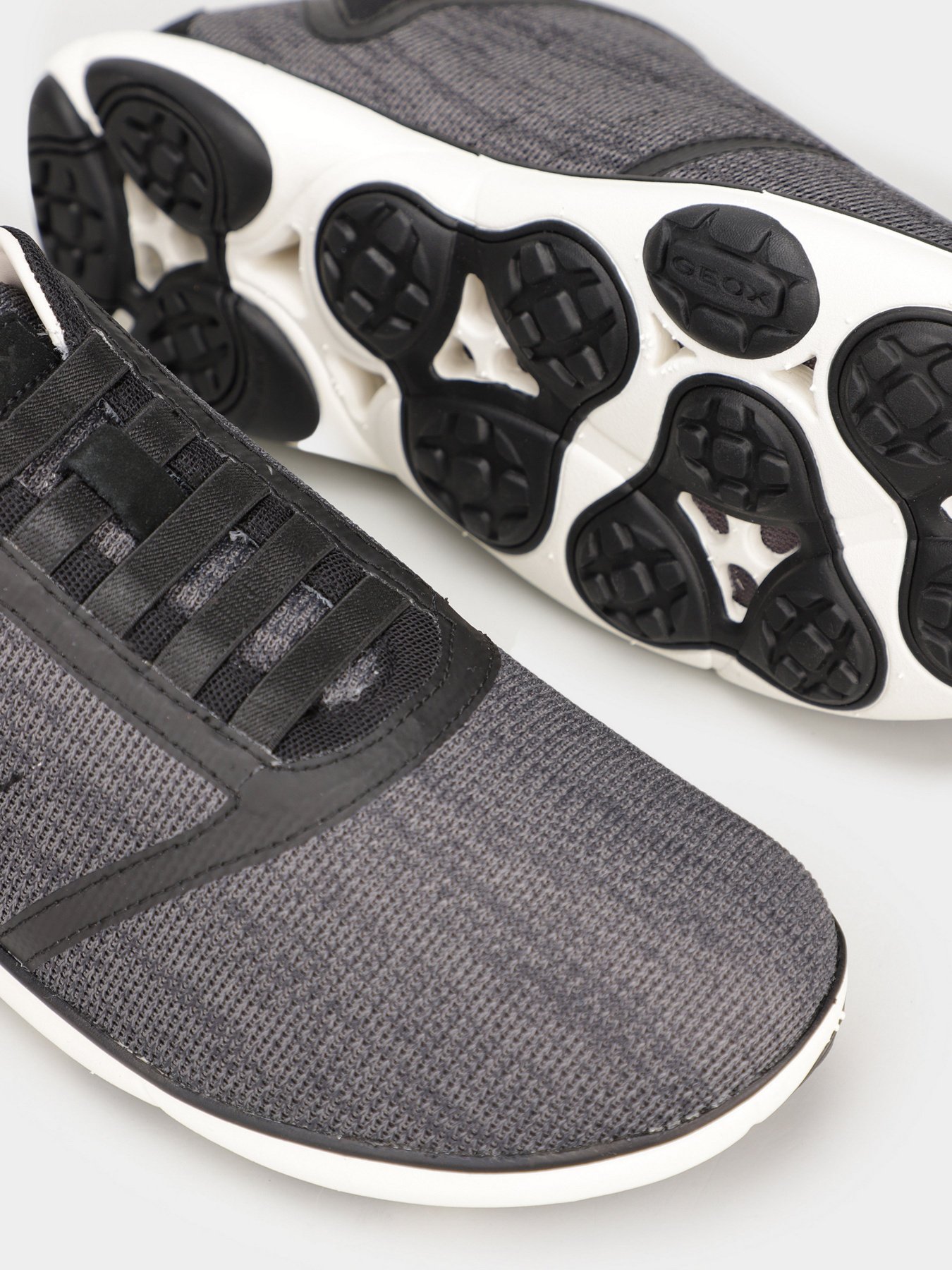 Кросівки Geox Nebula модель U04D7F-0007T-C9997 Фото