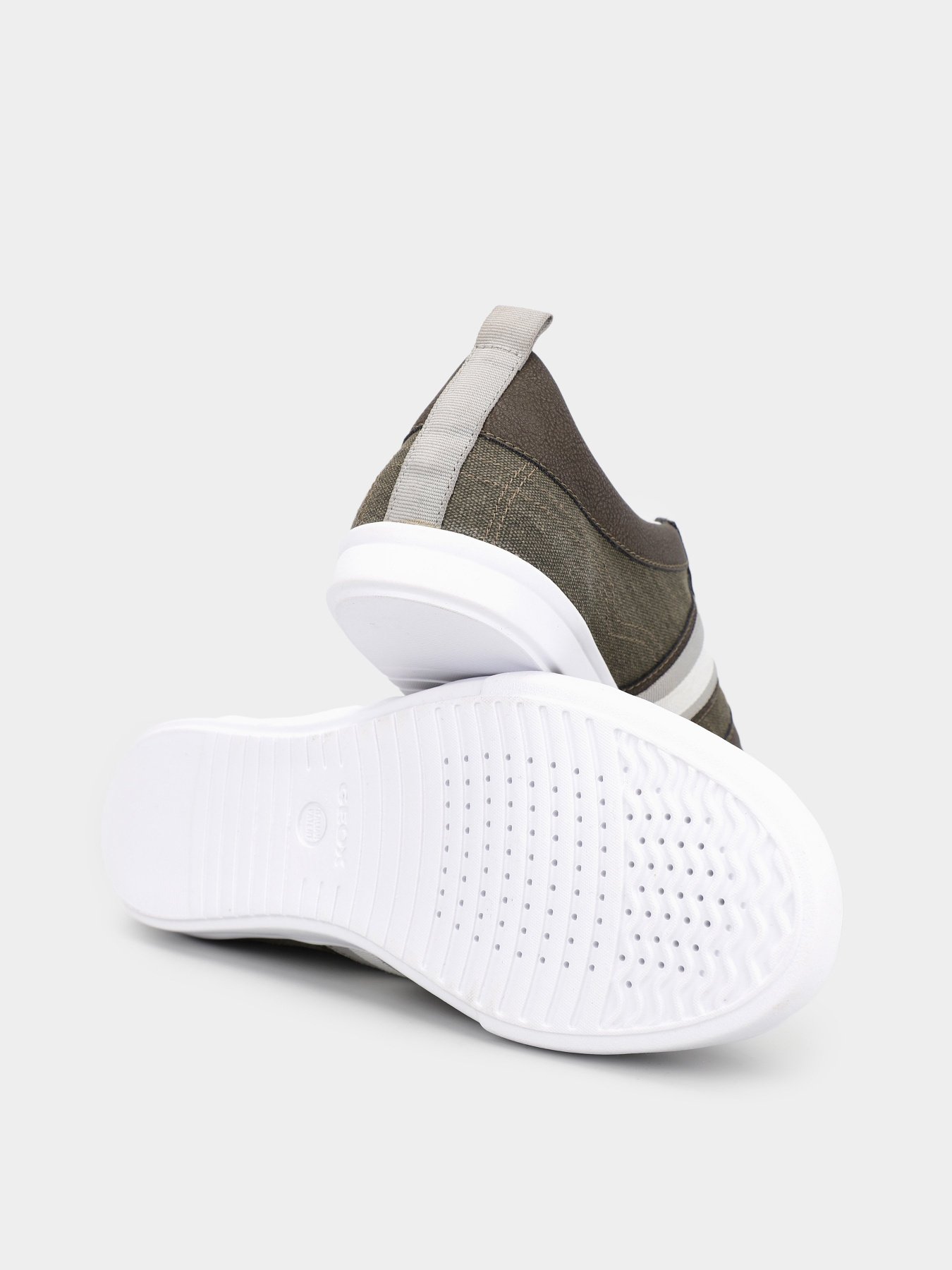 Кеды низкие Geox WALEE модель U352CB-010EK-C3704 Фото