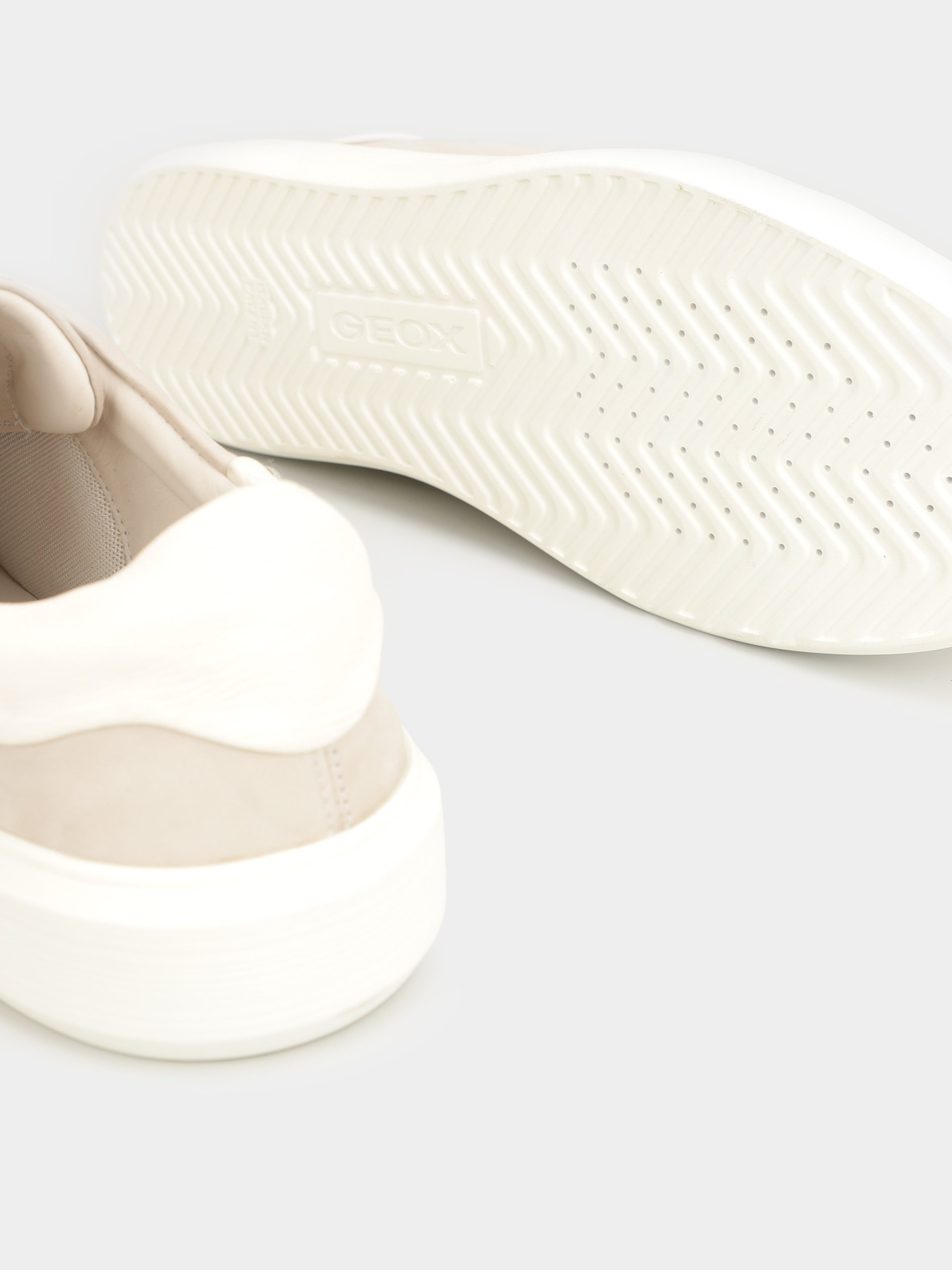 Кеды низкие Geox Velletri модель U35EAB-00032-C5004 Фото