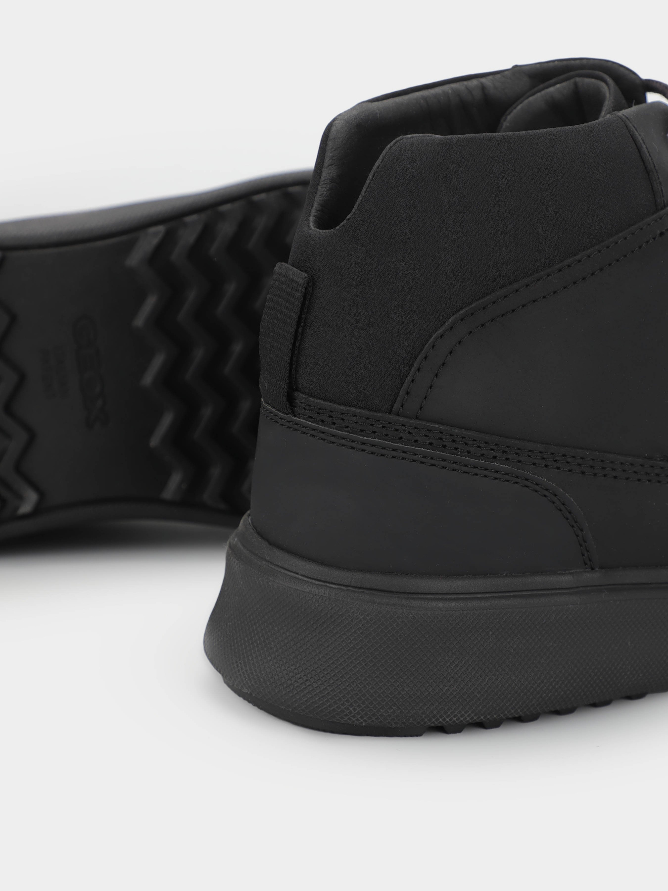 Ботинки Geox Cervino модель U36DTC-0CL11-C9999 Фото