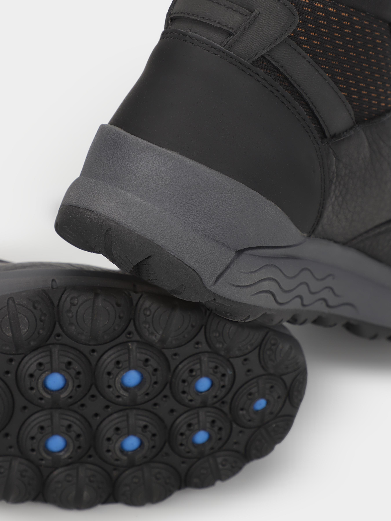 Ботинки Geox Spherica  модель U36FDB-0FV6K-C9999 Фото