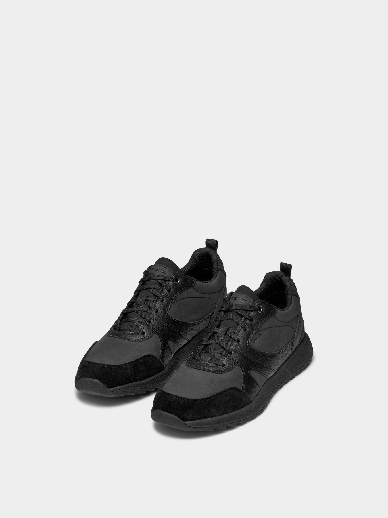 Кросівки Geox Molveno модель U46F1A-0EKBU-C9999 Фото