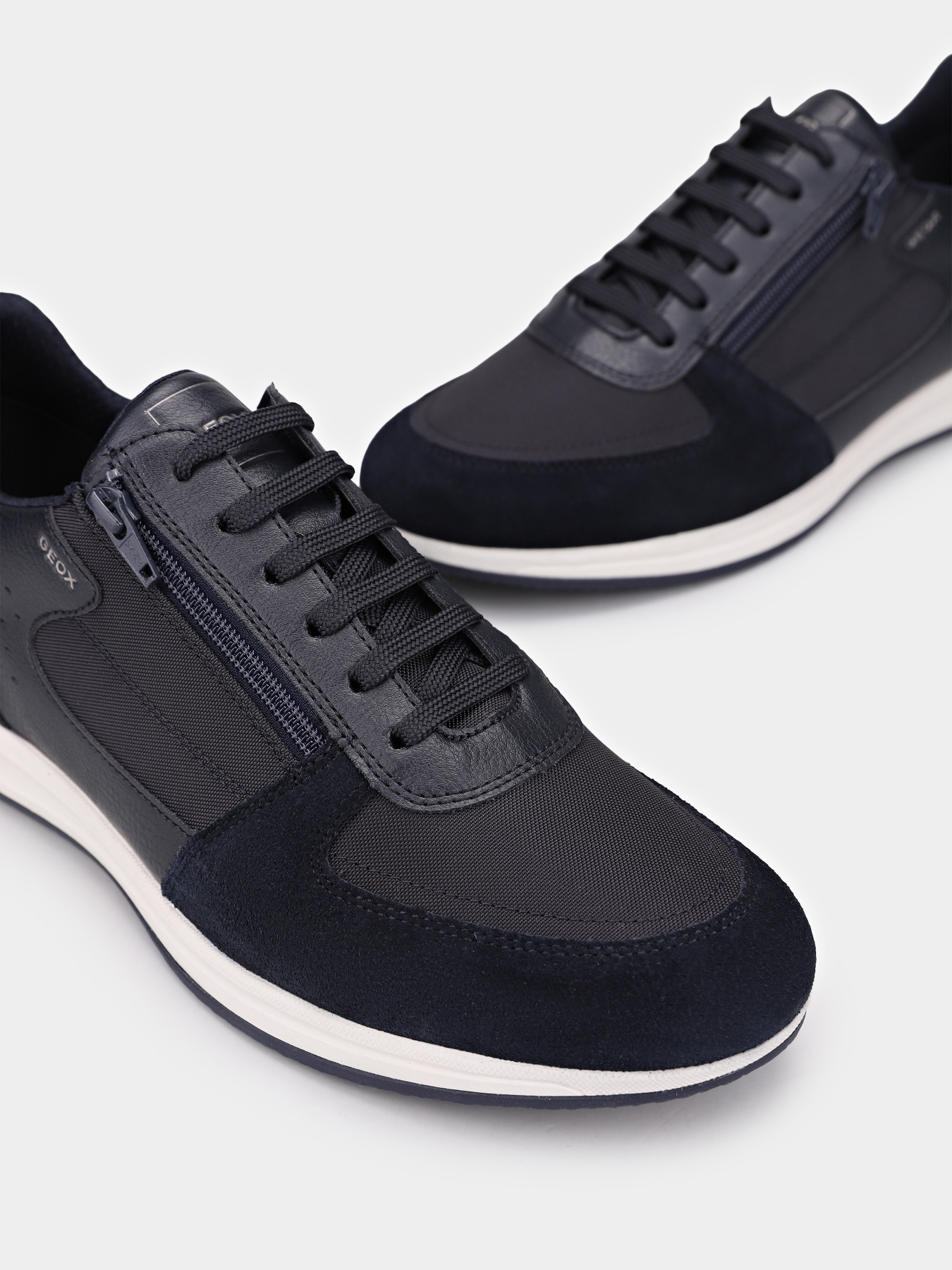 Geox U65H5A-0BU11-C4002 модель U65H5A-0BU11-C4002 Фото