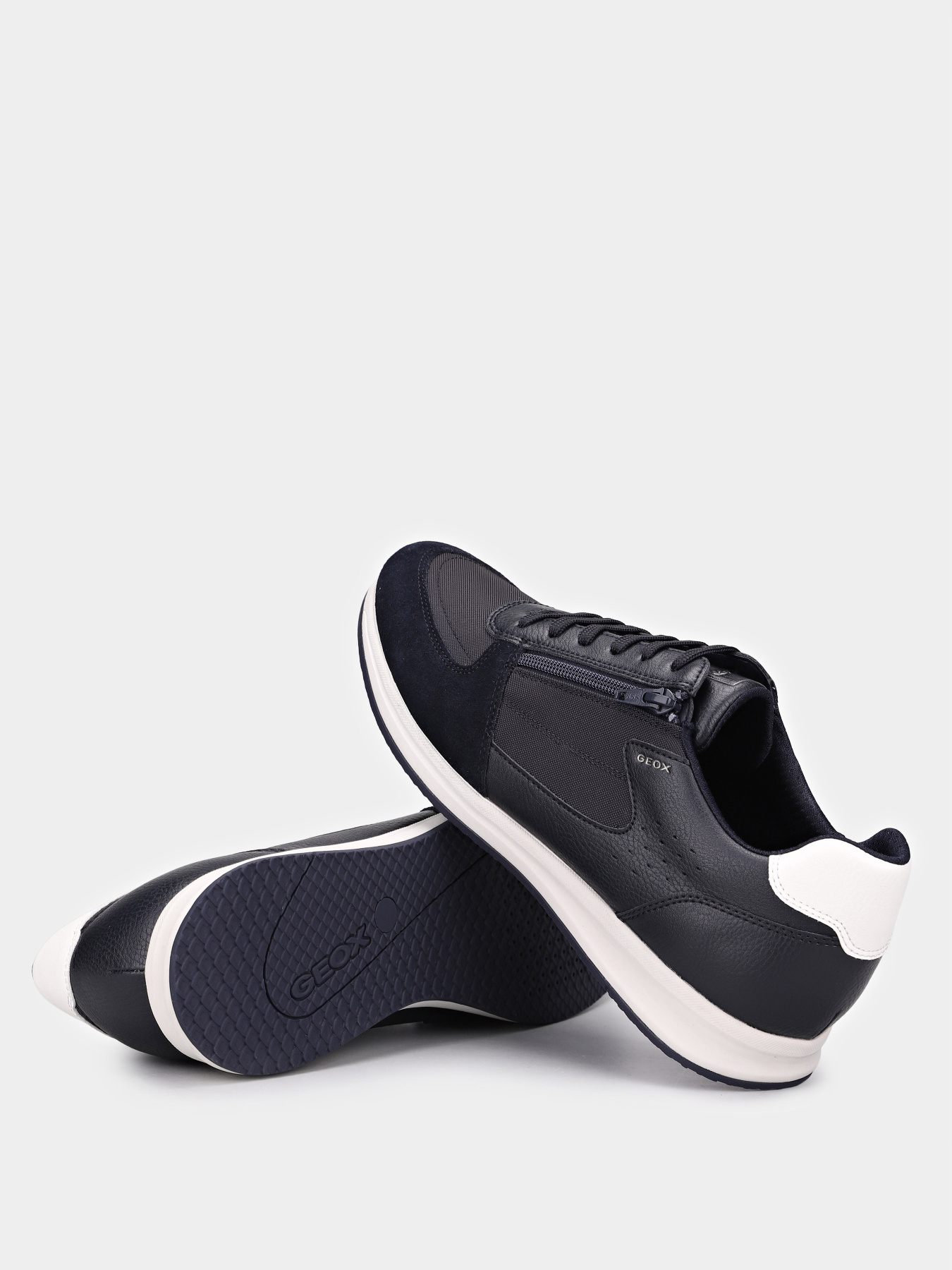 Geox U65H5A-0BU11-C4002 модель U65H5A-0BU11-C4002 Фото