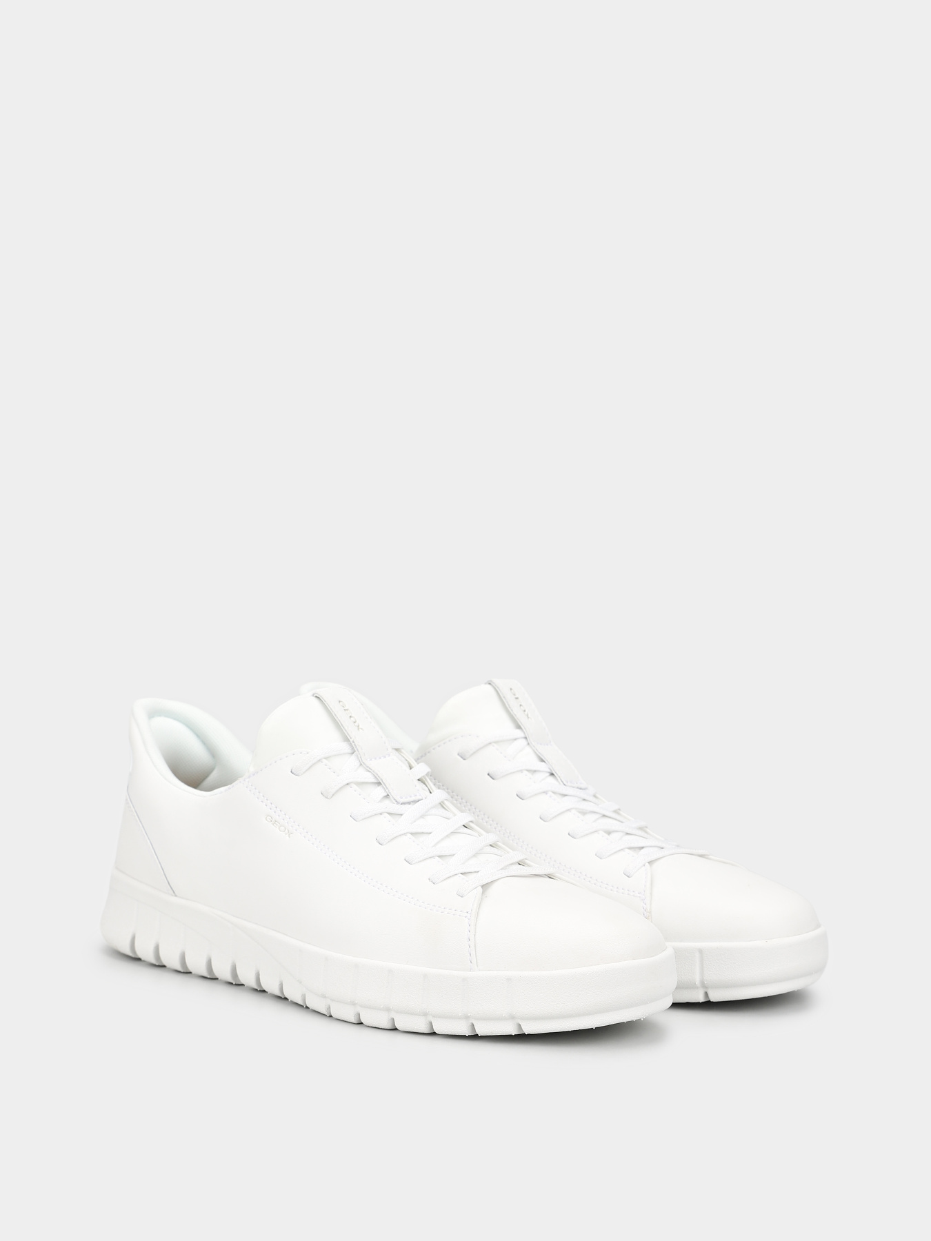 Geox U65MAA-0009B-C1000 модель U65MAA-0009B-C1000 Фото