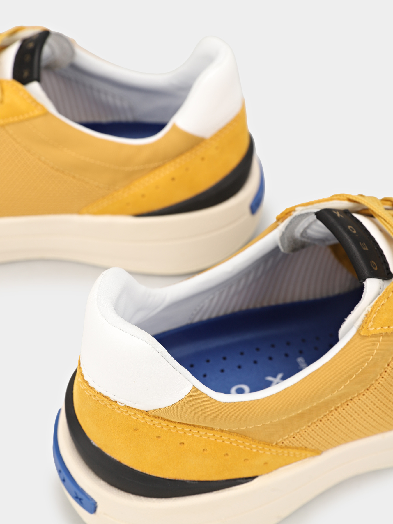 Кроссовки повседневные Geox GXRN-01 модель U656KA-02214-C2000 Фото