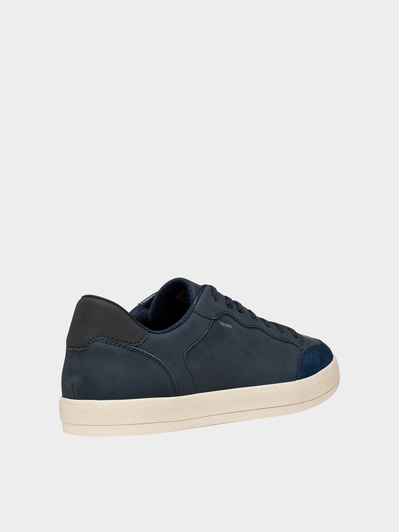 Geox U65LSG-0EK22-C4021 модель U65LSG-0EK22-C4021 Фото