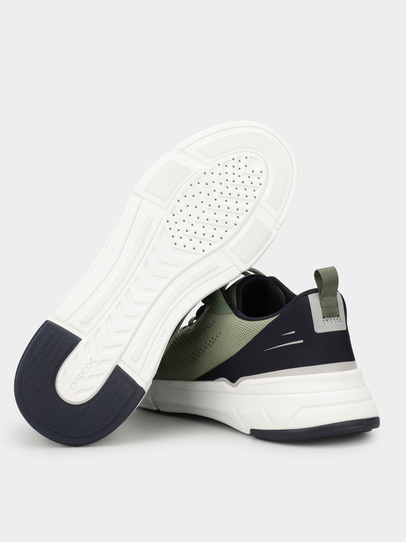 Geox U65N8B-06K15-CD3F4 модель U65N8B-06K15-CD3F4 Фото