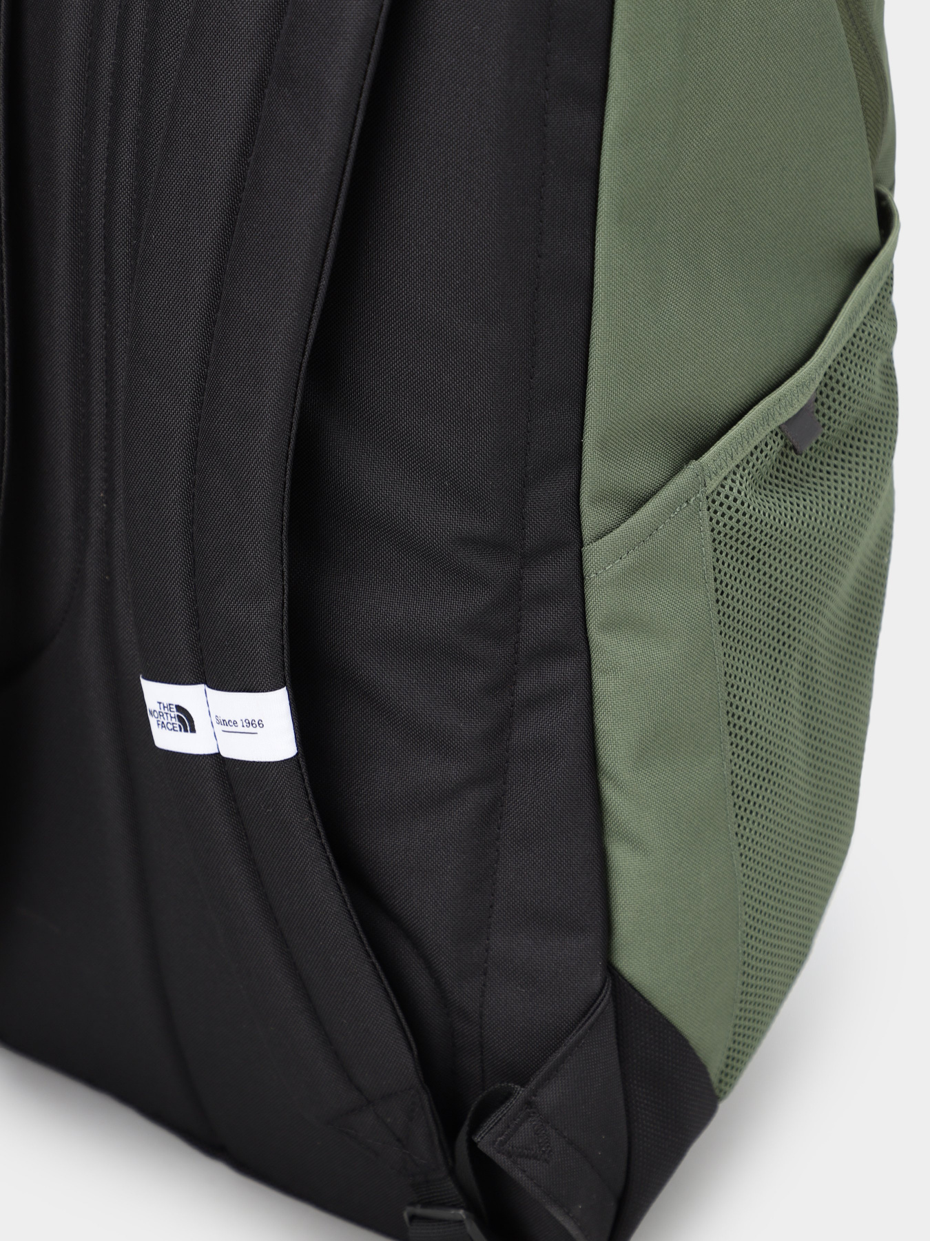 Рюкзаки The North Face Rodey модель NF0A3KVCNYC1 Фото