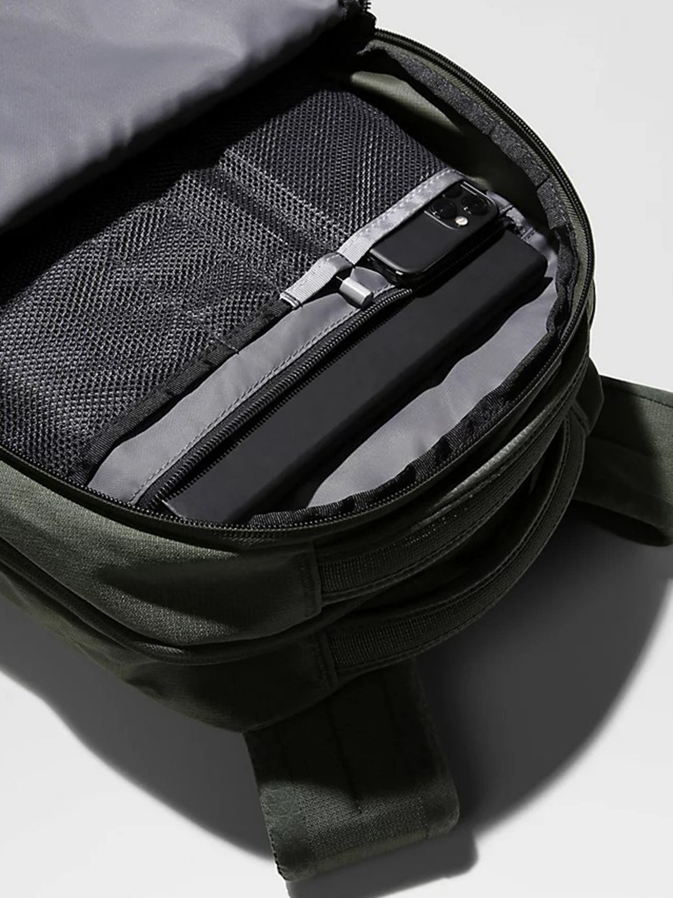 Рюкзаки The North Face Jester модель NF0A3VXF8F81 Фото