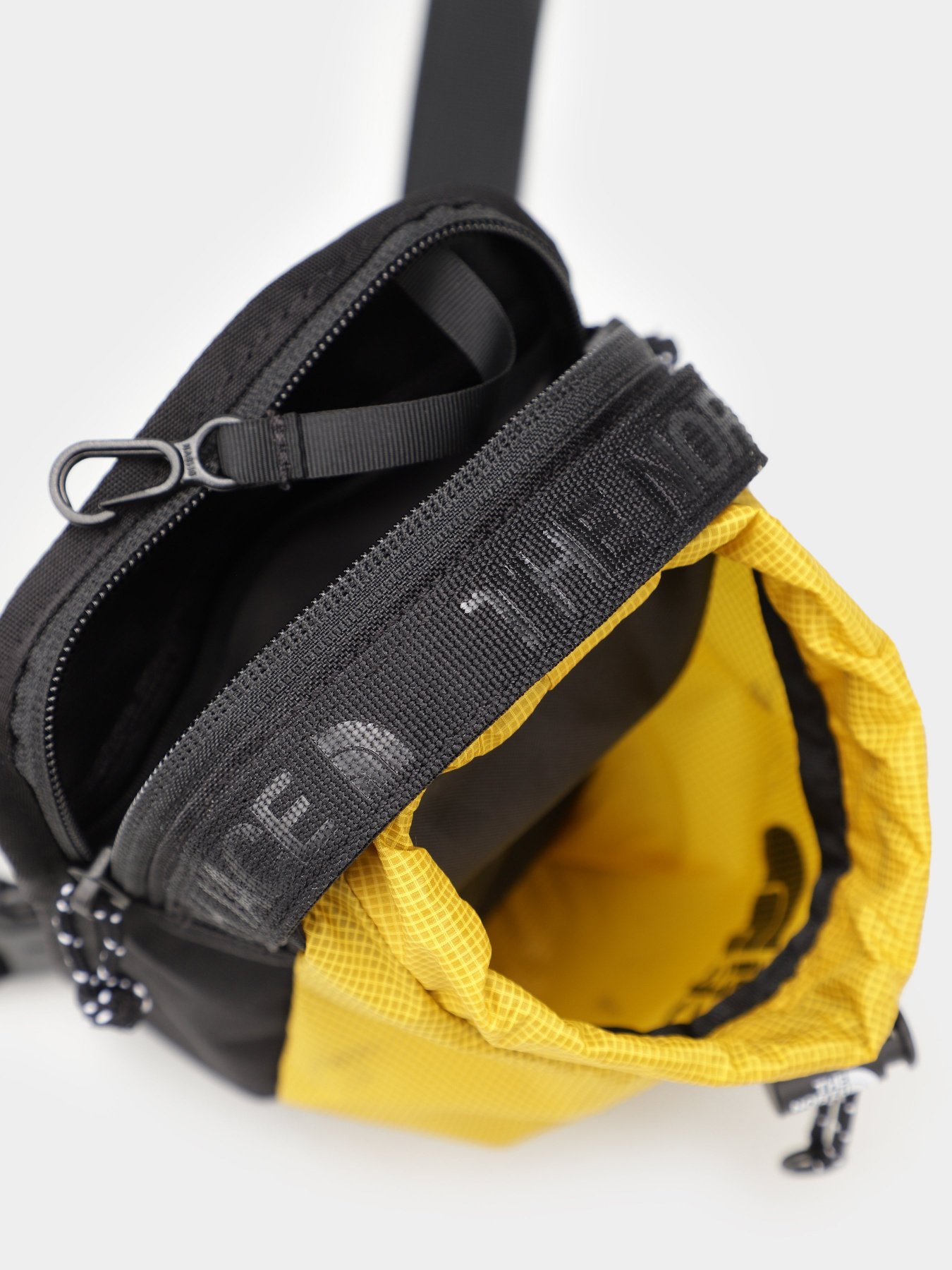 Крос-боді The North Face BOZER модель NF0A52RY81U1 Фото