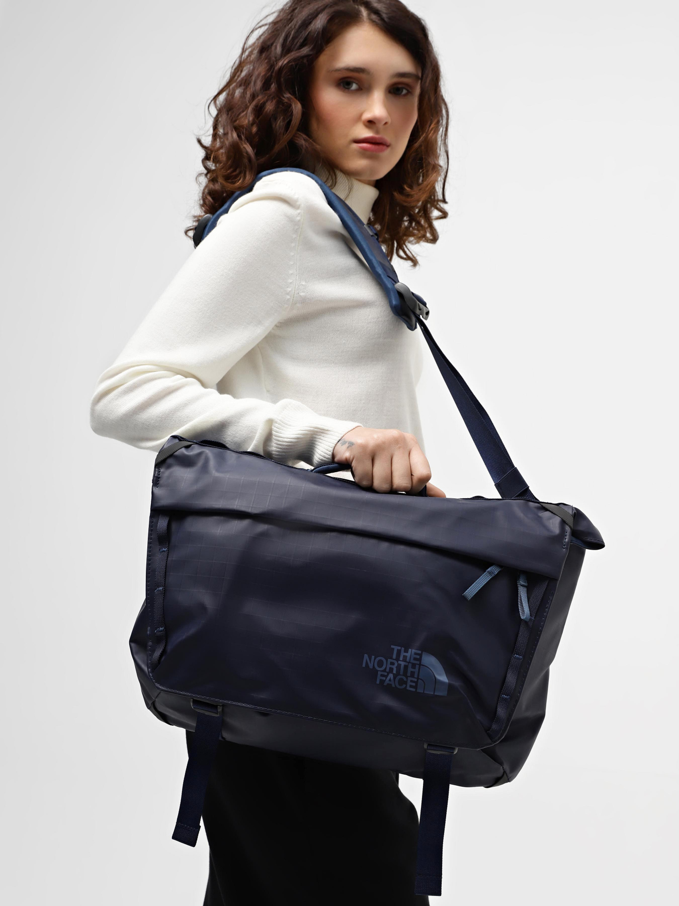 Сумка The North Face Bozer Cinch Pack модель NF0A81DP96P1 Фото