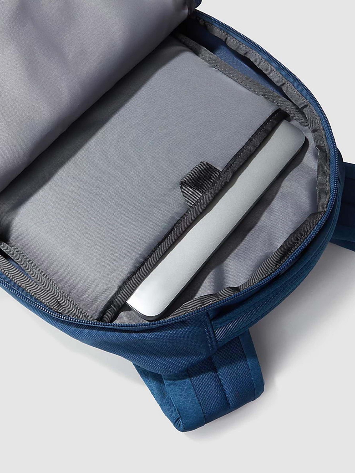 Повседневный рюкзак The North Face Jester модель NF0A3VXFVJY1 Фото