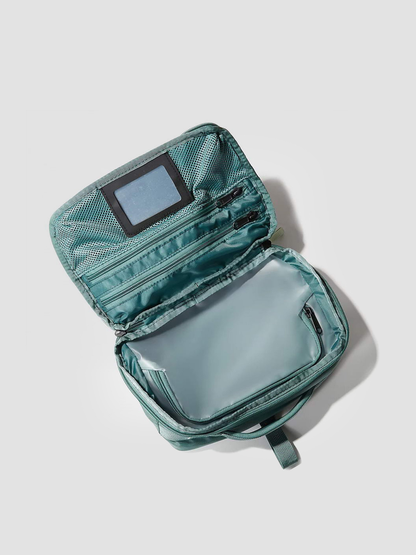 Сумка The North Face CAMP VOYAGER модель NF0A81BLK0O1 Сумка The North Face CAMP VOYAGER модель NF0A81BLK0O1 Фото