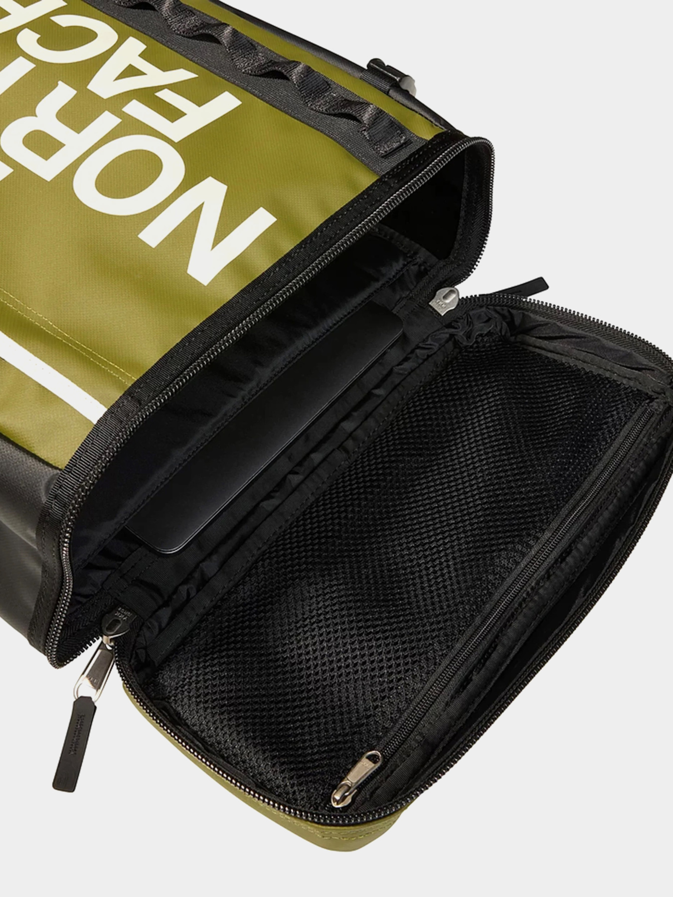 Повседневный рюкзак The North Face Base Camp Fuse Box 30L модель NF0A3KVRRMO1 Фото