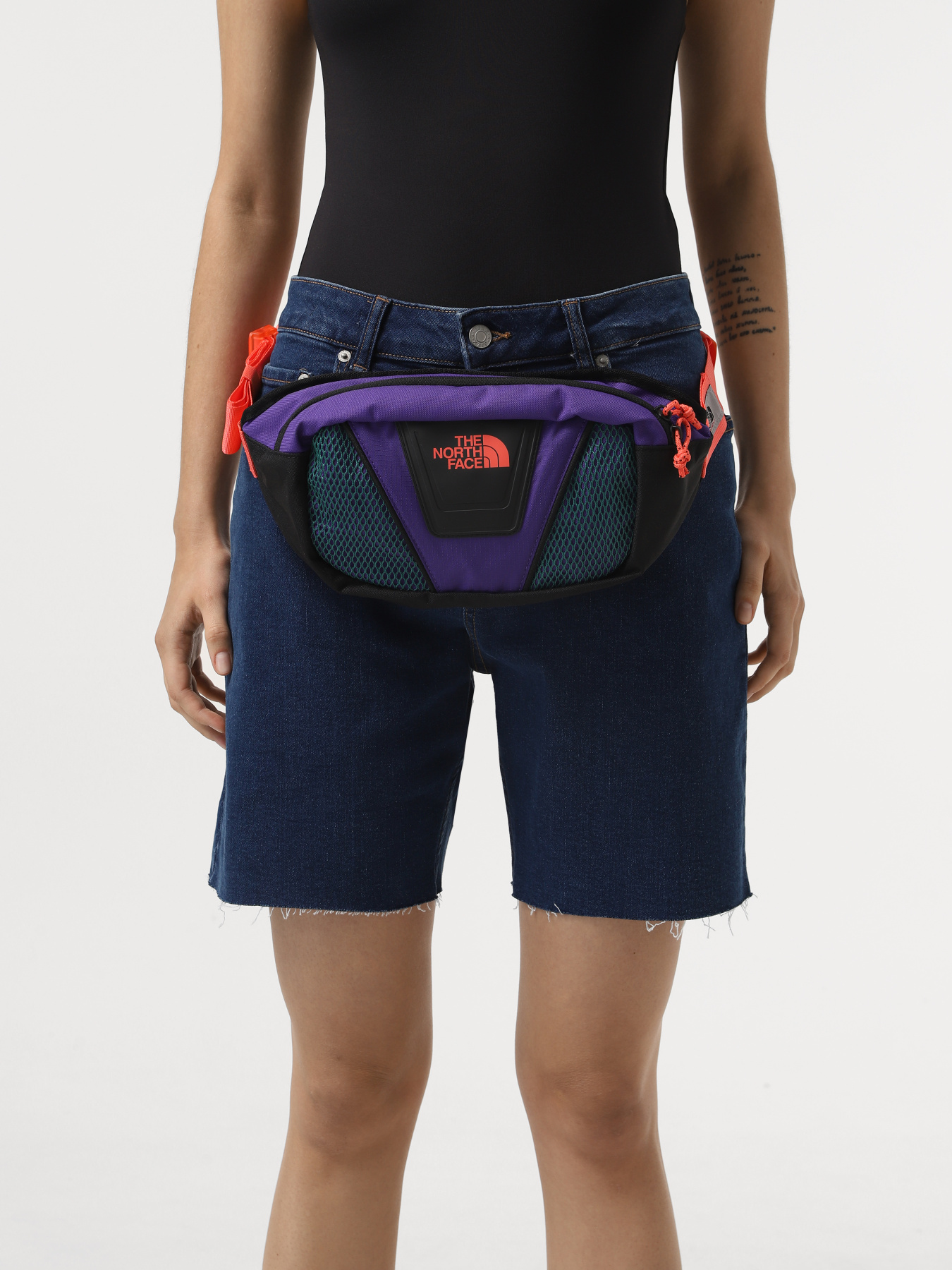 Сумка The North Face Y2k Hip Pack модель NF0A87GEXO11 Фото