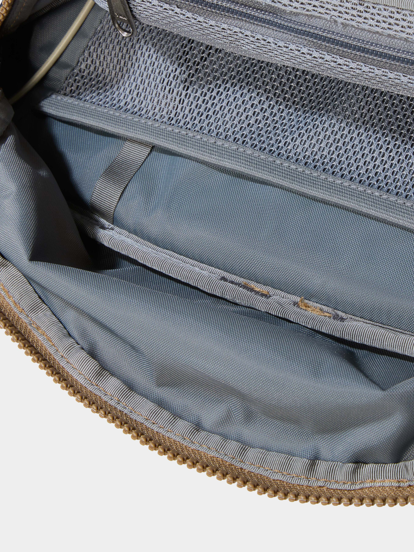 Поясная сумка The North Face Terra Lumbar 3L модель NF0A81EOWK21 Фото