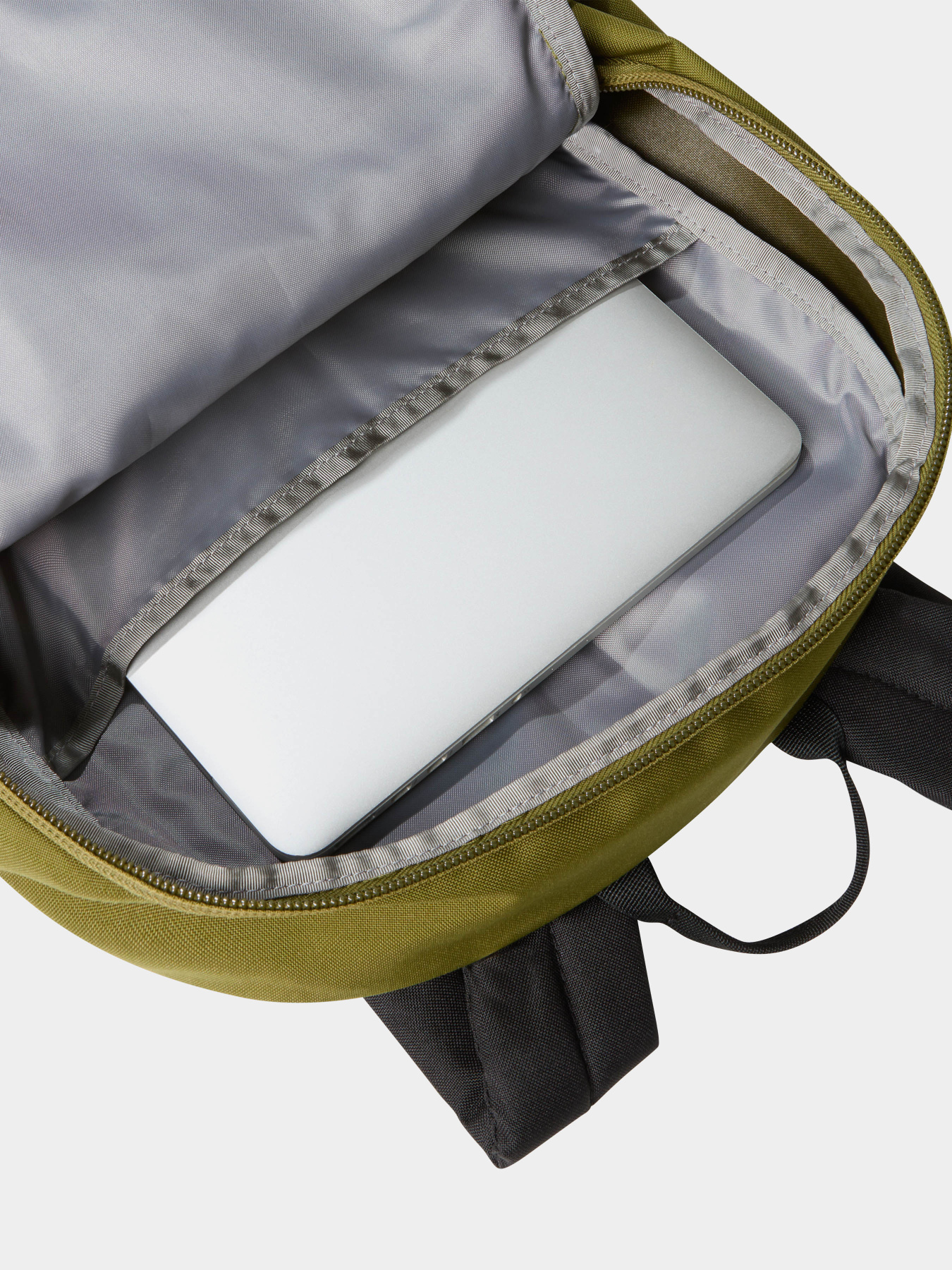 Рюкзак The North Face Rodey 27L модель NF0A3KVCYIZ1 Фото