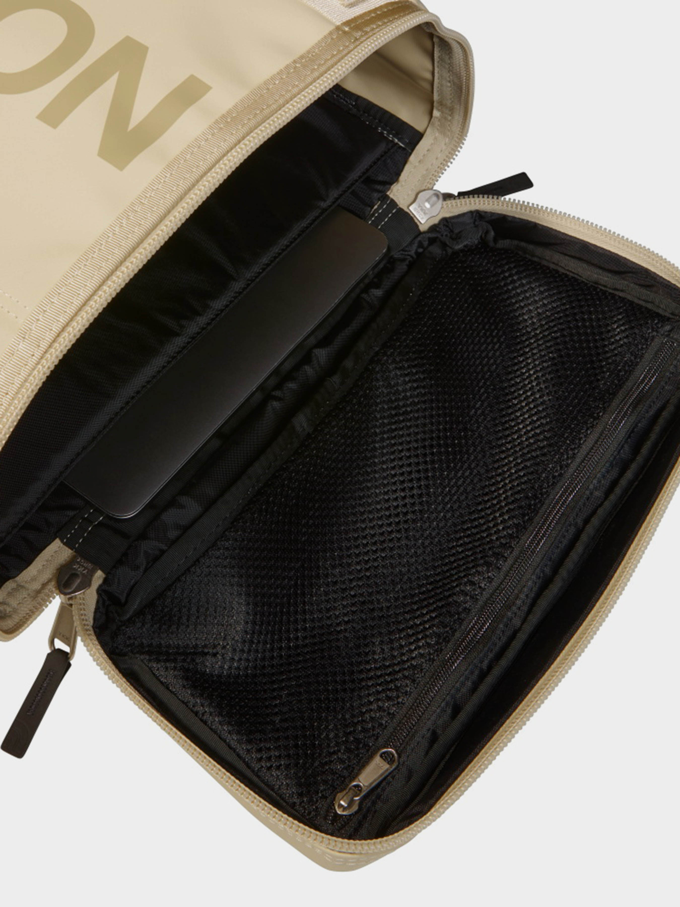 Рюкзак The North Face Base Camp Fuse Box 30L модель NF0A3KVRPV61 Фото