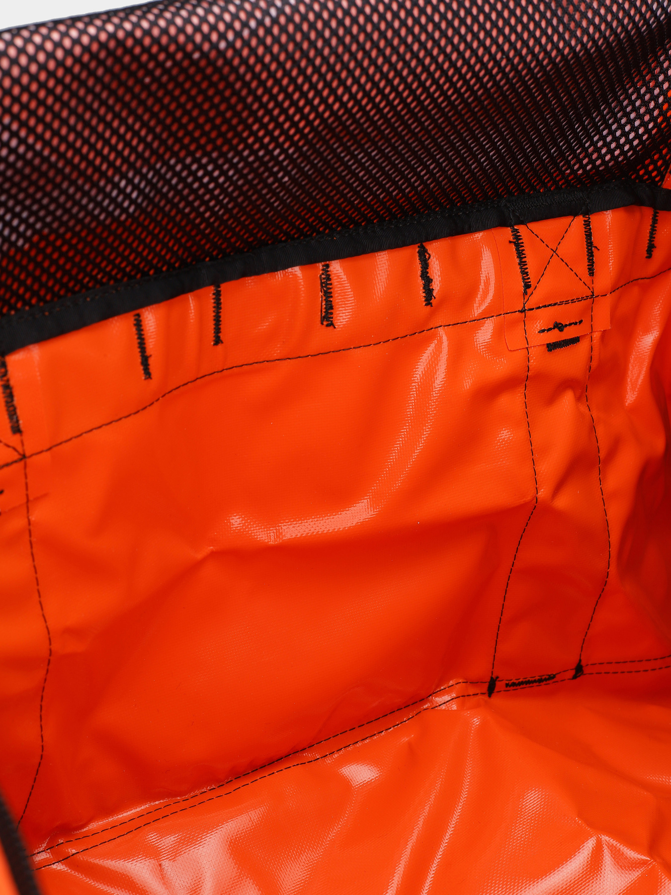 Дорожня сумка The North Face Base Camp Duffel - M 71L модель NF0A52SA9XI1 Дорожня сумка The North Face Base Camp Duffel - M 71L модель NF0A52SA9XI1 Фото