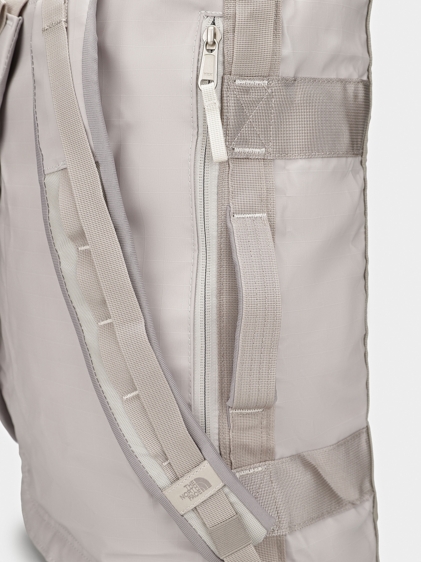 Дорожня сумка The North Face Base Camp Voyager Duffel 32l модель NF0A52RR7J41 Дорожня сумка The North Face Base Camp Voyager Duffel 32l модель NF0A52RR7J41 Фото