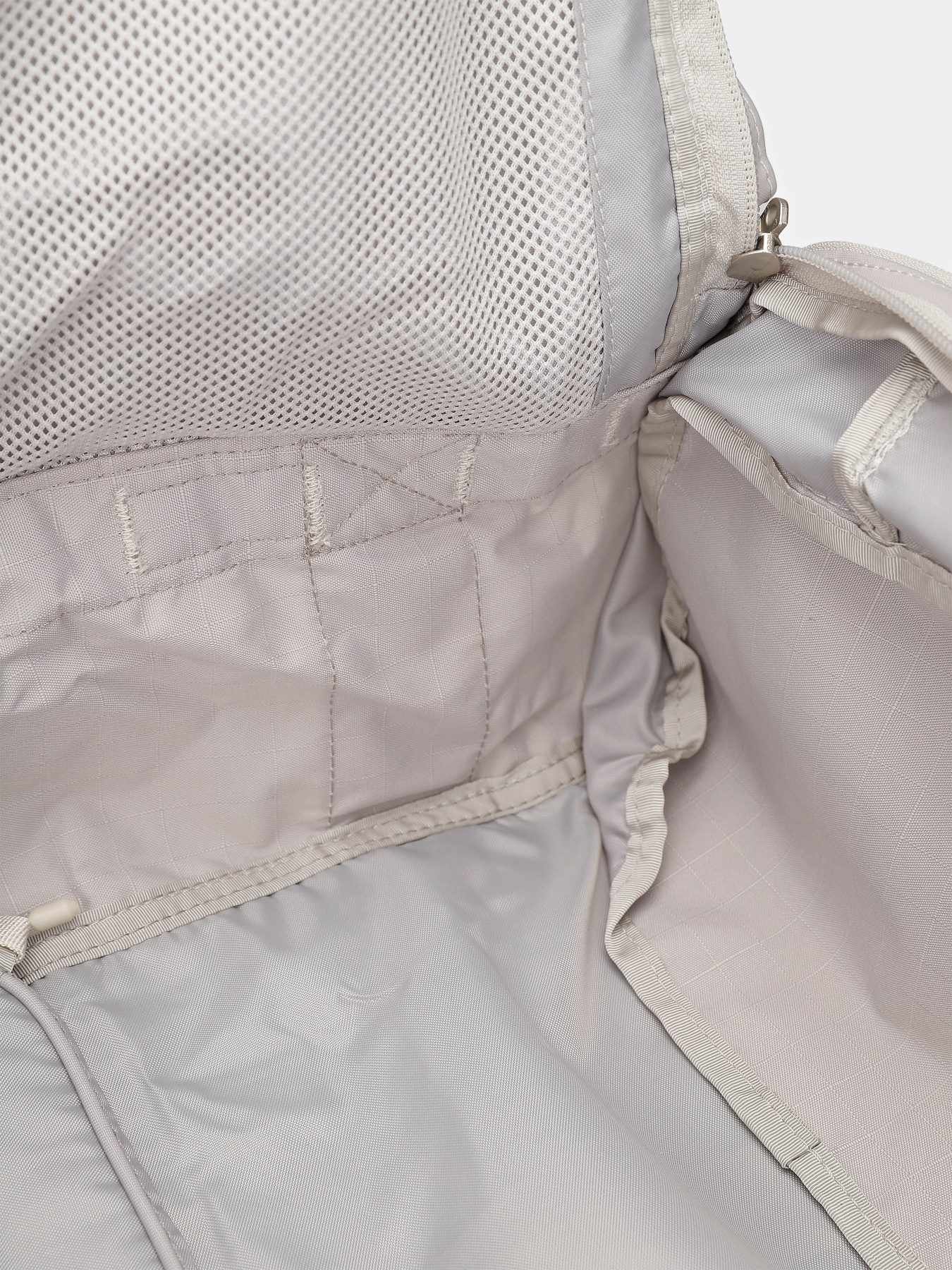 Дорожня сумка The North Face Base Camp Voyager Duffel 32l модель NF0A52RR7J41 Дорожня сумка The North Face Base Camp Voyager Duffel 32l модель NF0A52RR7J41 Фото