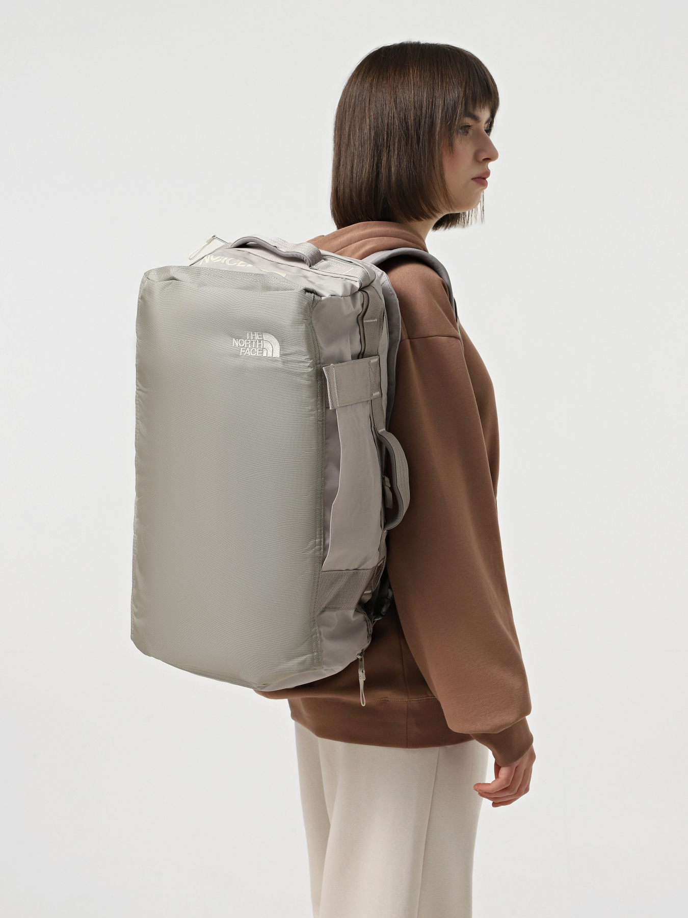 Дорожня сумка The North Face Base Camp Voyager Duffel 32l модель NF0A52RR7J41 Дорожня сумка The North Face Base Camp Voyager Duffel 32l модель NF0A52RR7J41 Фото