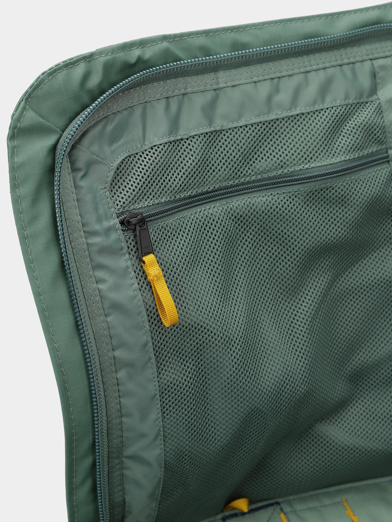 Дорожня сумка The North Face Base Camp Voyager Duffel 62L модель NF0A52S3A721 Фото