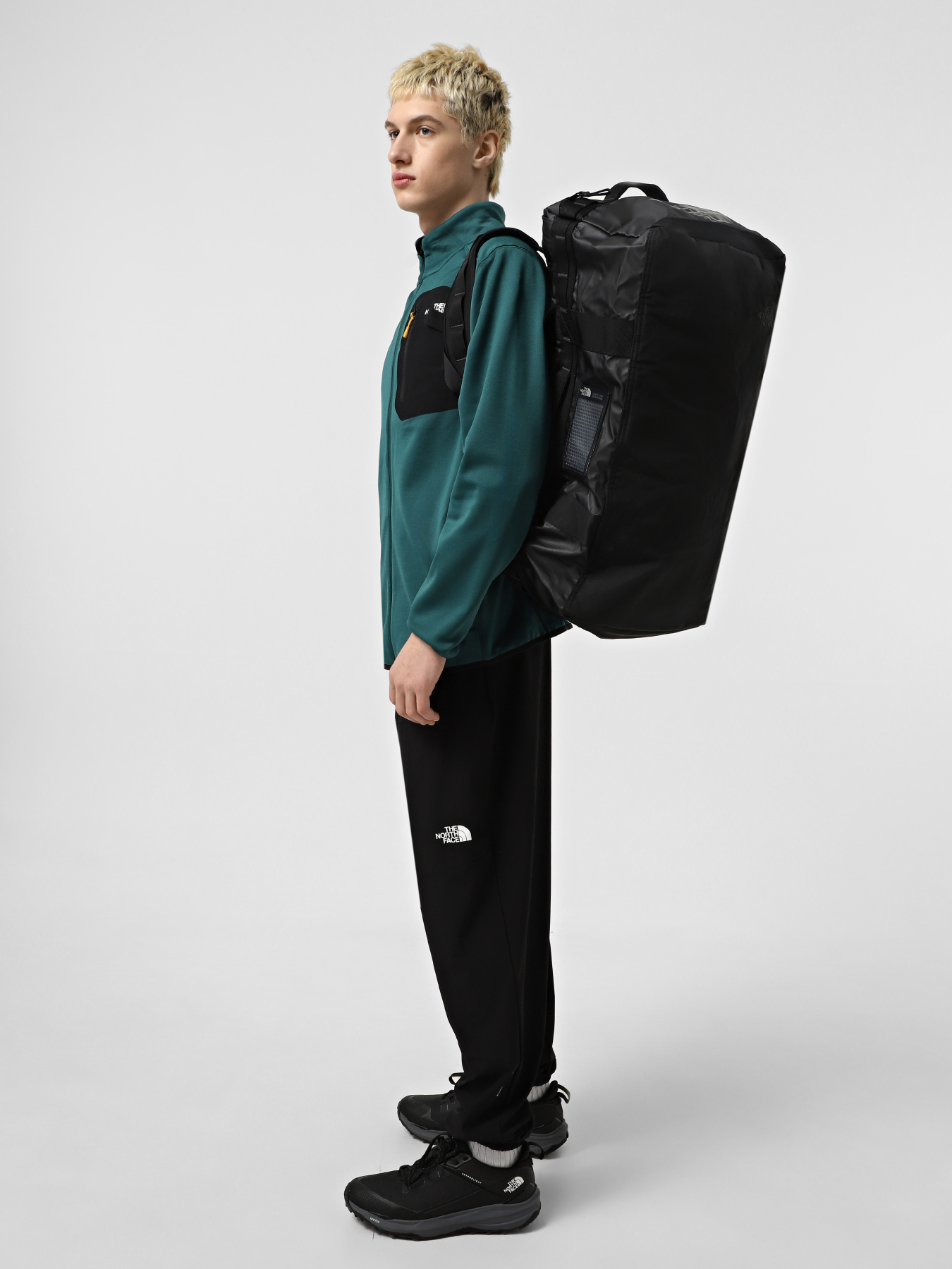 Дорожня сумка The North Face Base Camp Voyager Duffel 62L модель NF0A52S3KT01 Фото