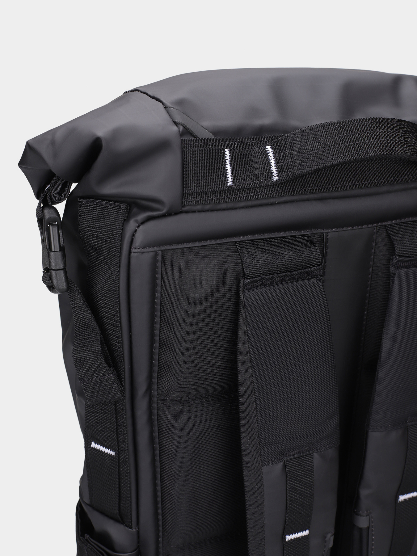 Рюкзак The North Face Base Camp Voyager 25L модель NF0A81DO53R1 Фото