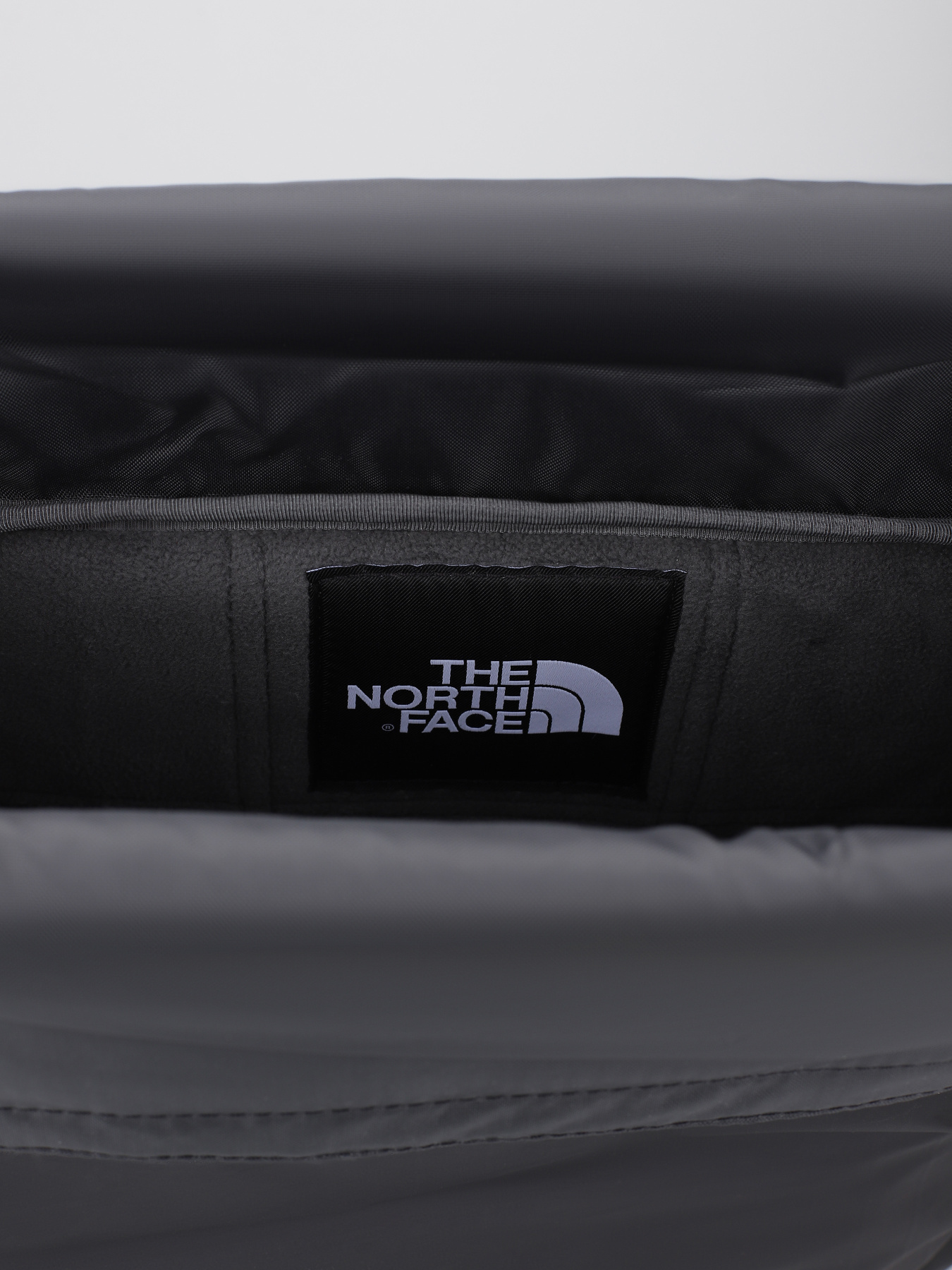 Рюкзак The North Face Base Camp Voyager 25L модель NF0A81DO53R1 Фото