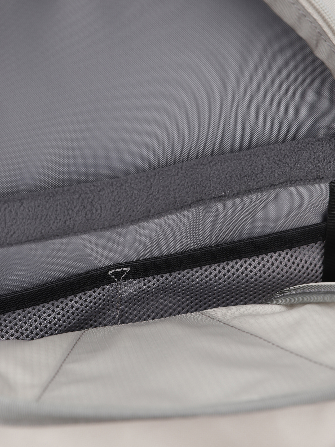 Рюкзак The North Face Y2k Daypack 20L модель NF0A87GG7HX1 Фото