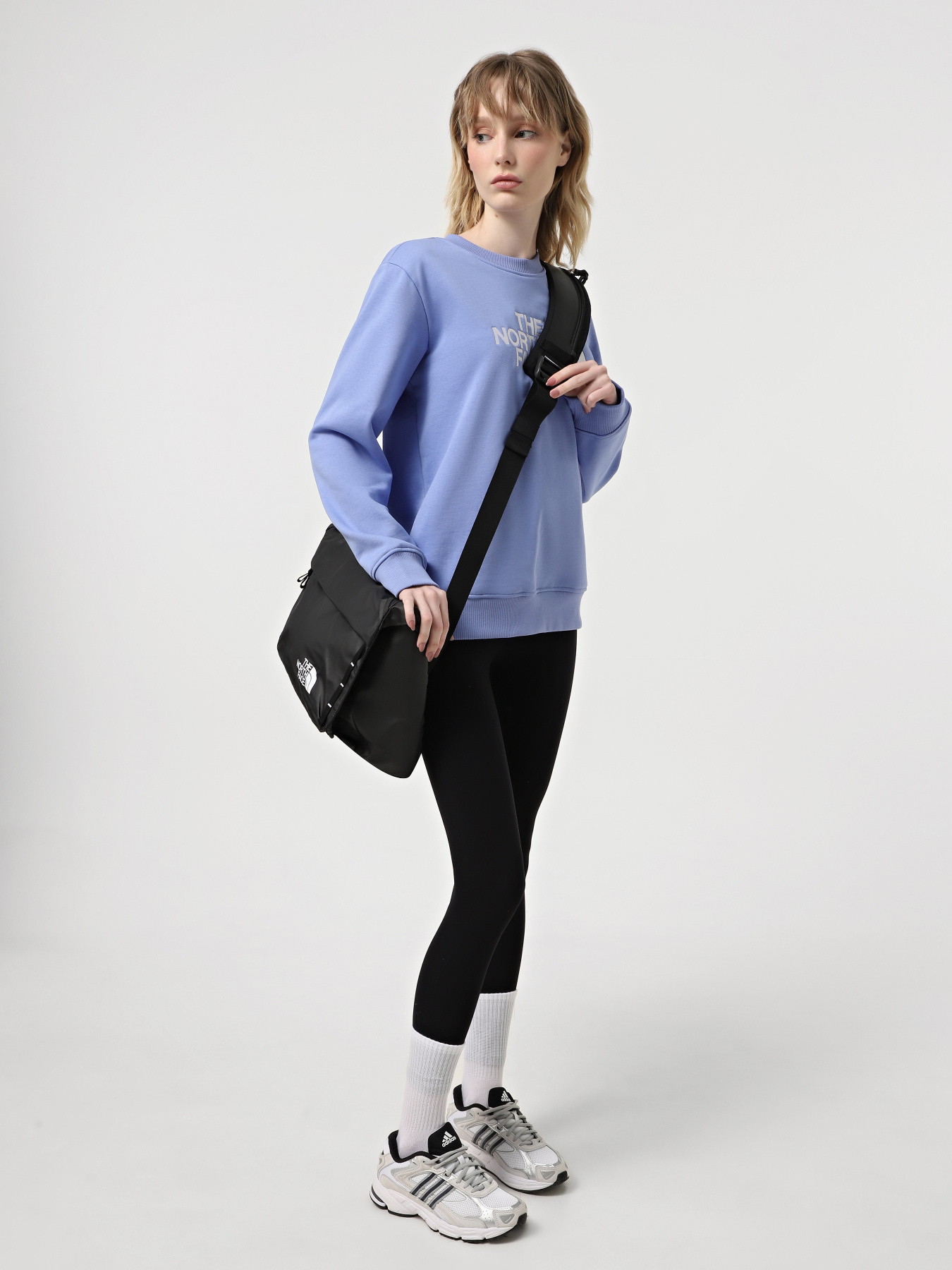 Сумка The North Face Base Camp Voyager 12 L модель NF0A81DP53R1 Фото