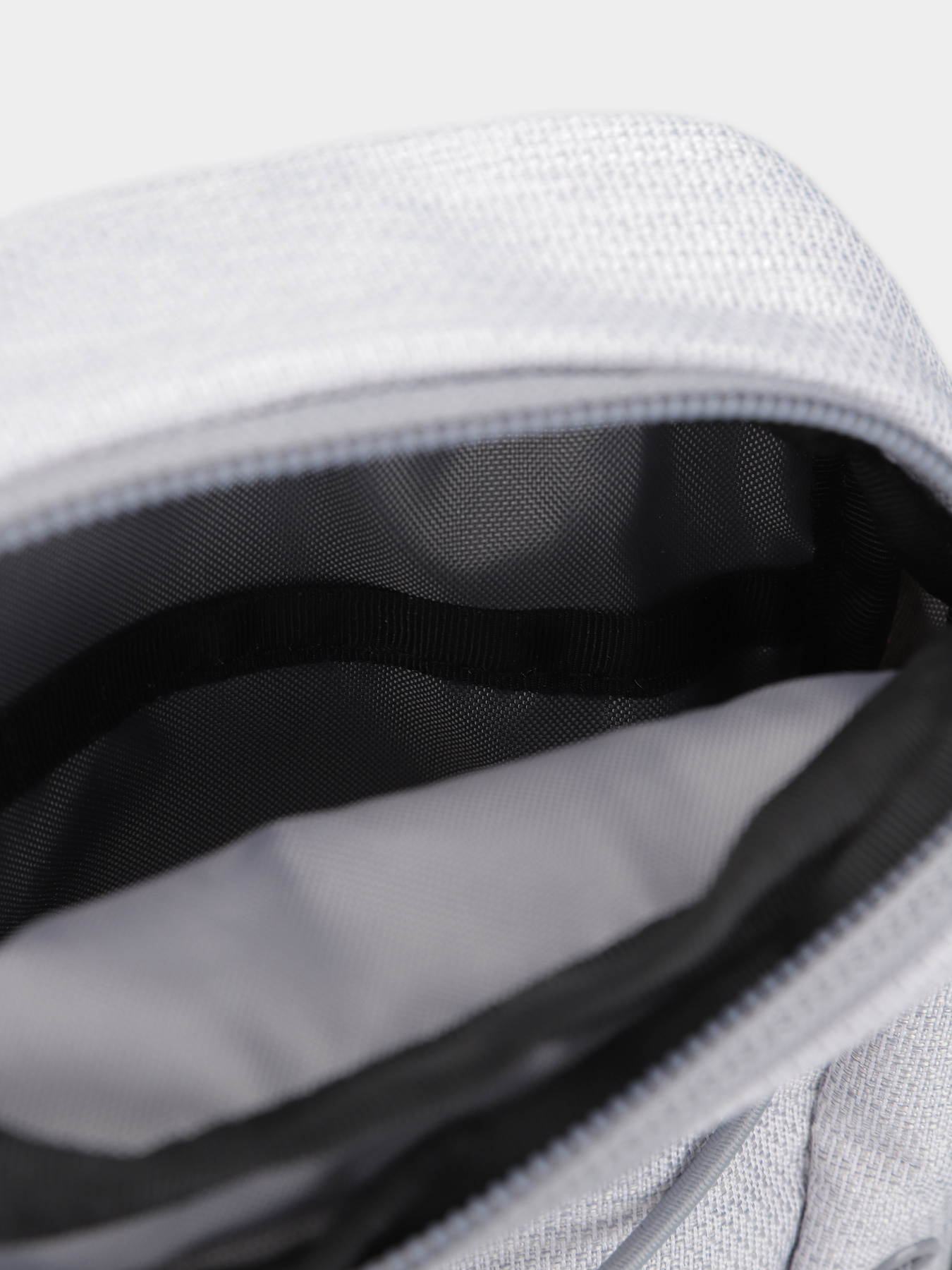 Мессенджер The North Face Jester 12L модель NF0A52UC54C1 Мессенджер The North Face Jester 12L модель NF0A52UC54C1 Фото