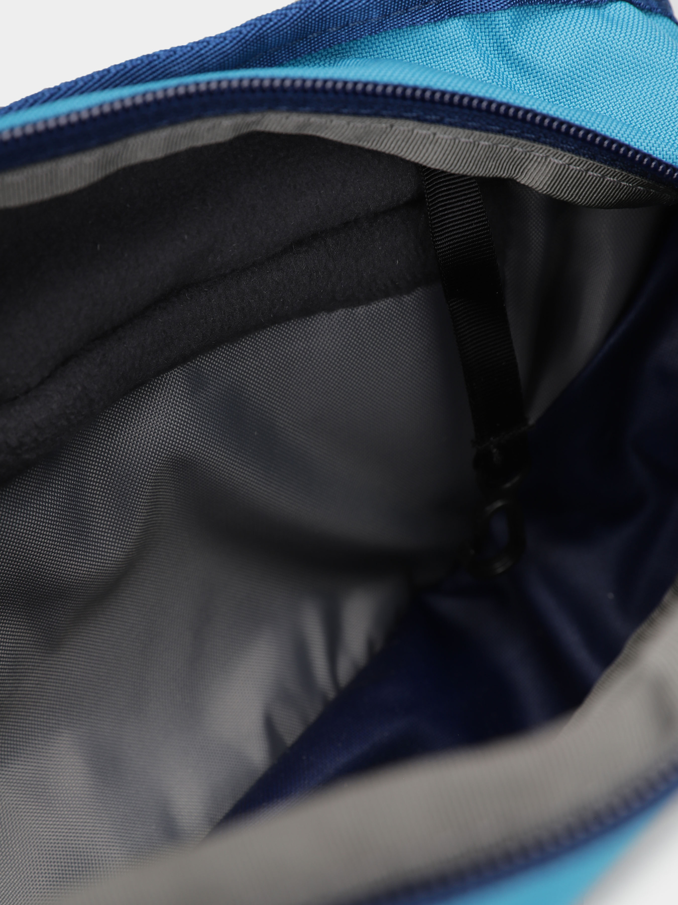 Поясная сумка The North Face Y2k Hip Pack 3 L модель NF0A87GEBDI1 Фото